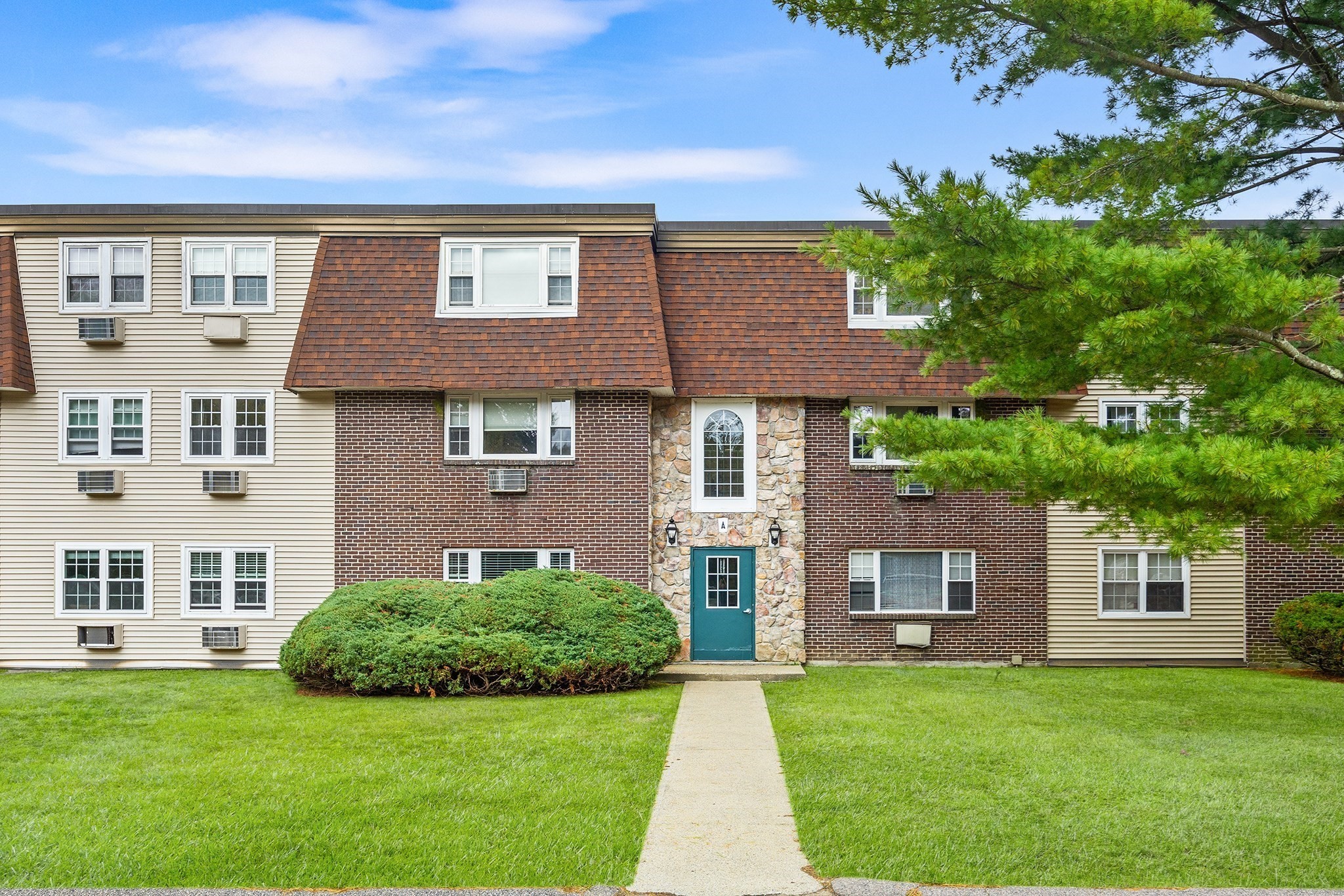 180 Main St Unit 4105, Bridgewater, MA 02324