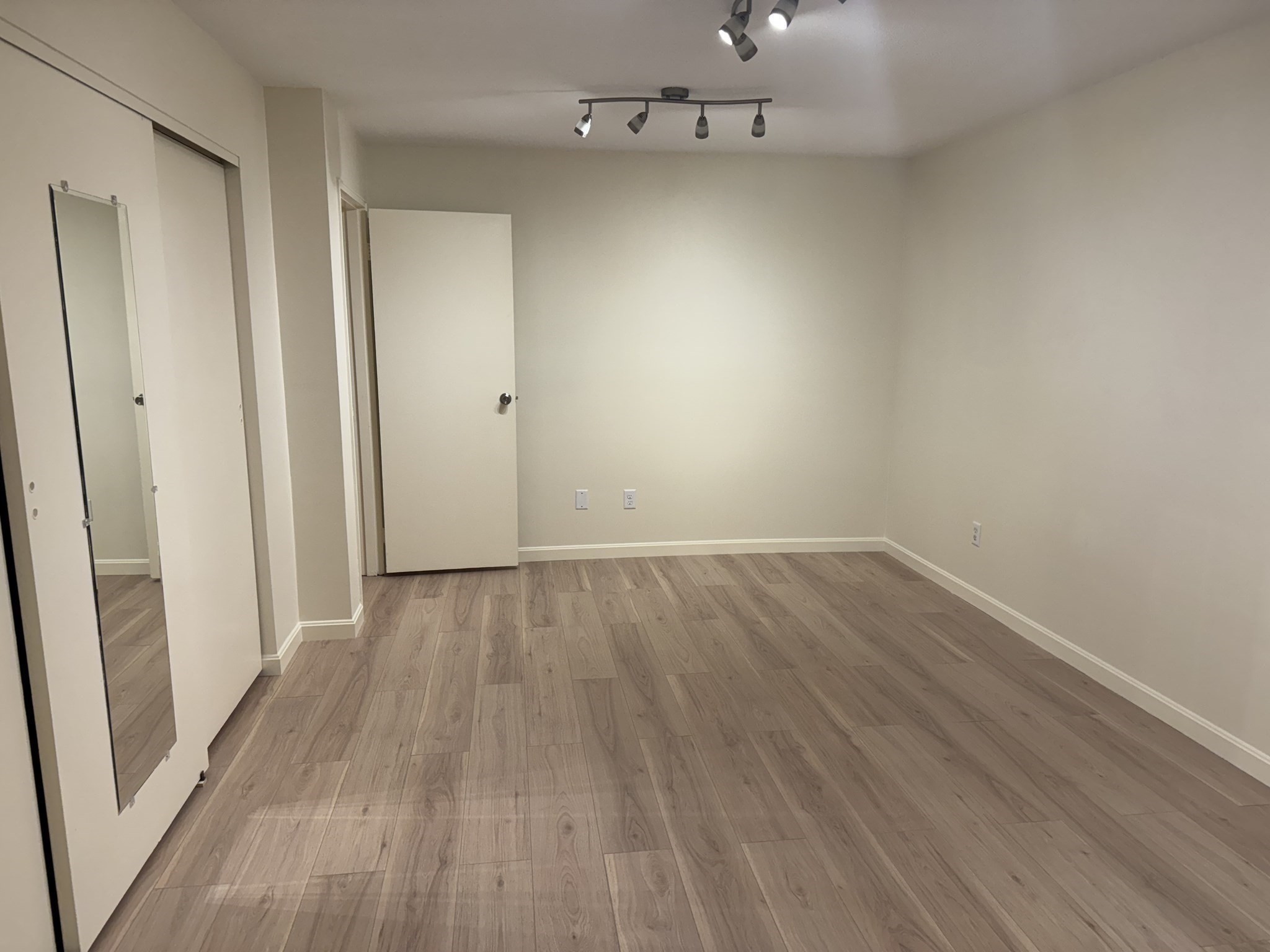 52 Village Brook Ln Unit 14, Natick, MA 01760 - Image 12