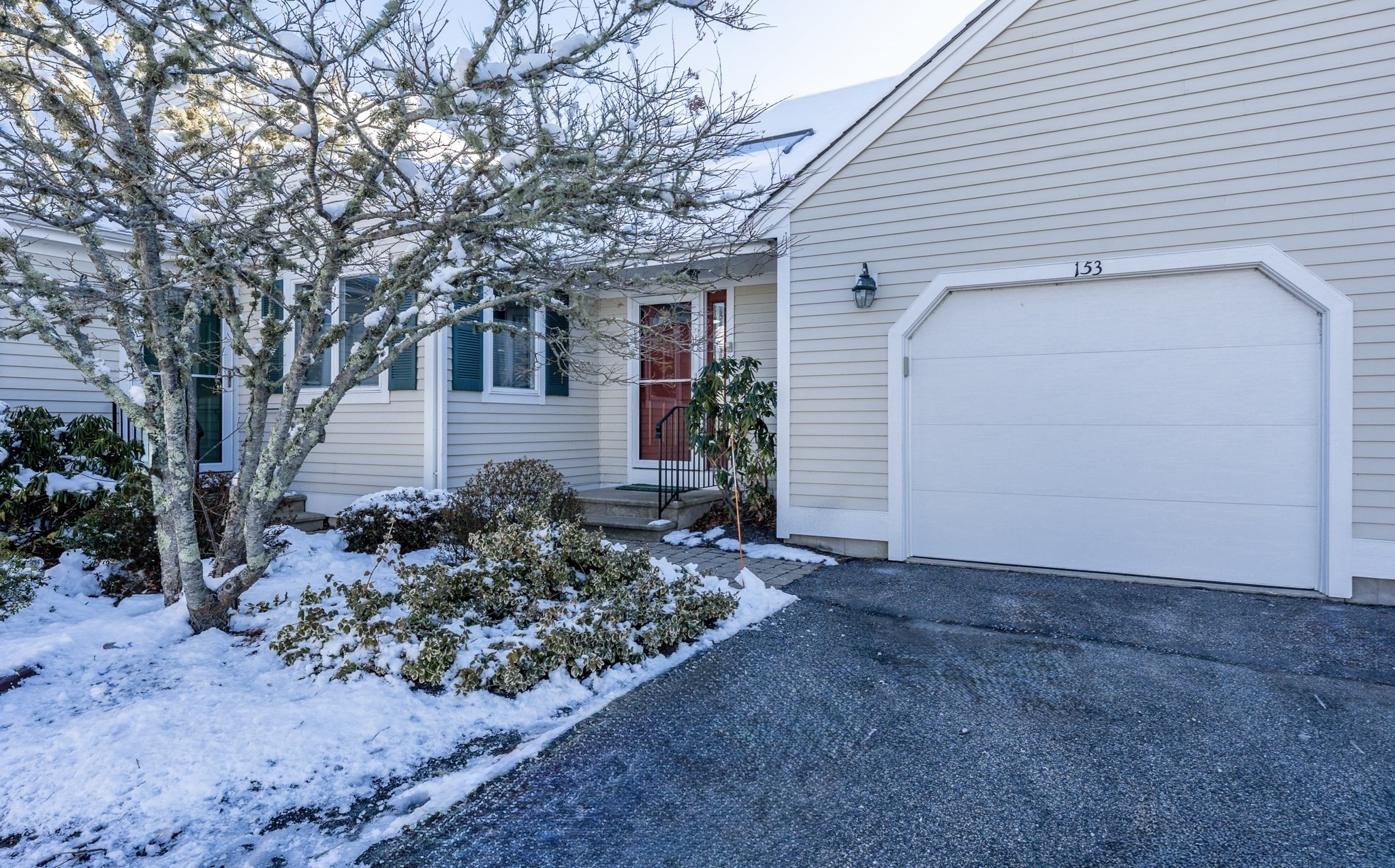 153 Leisure Green Dr Unit 749, Mashpee, MA 02649