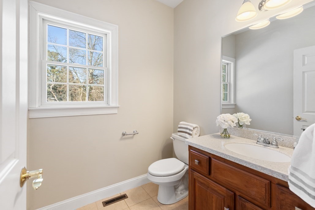 18 Symonds Way, Reading, MA 01867 - Image 23