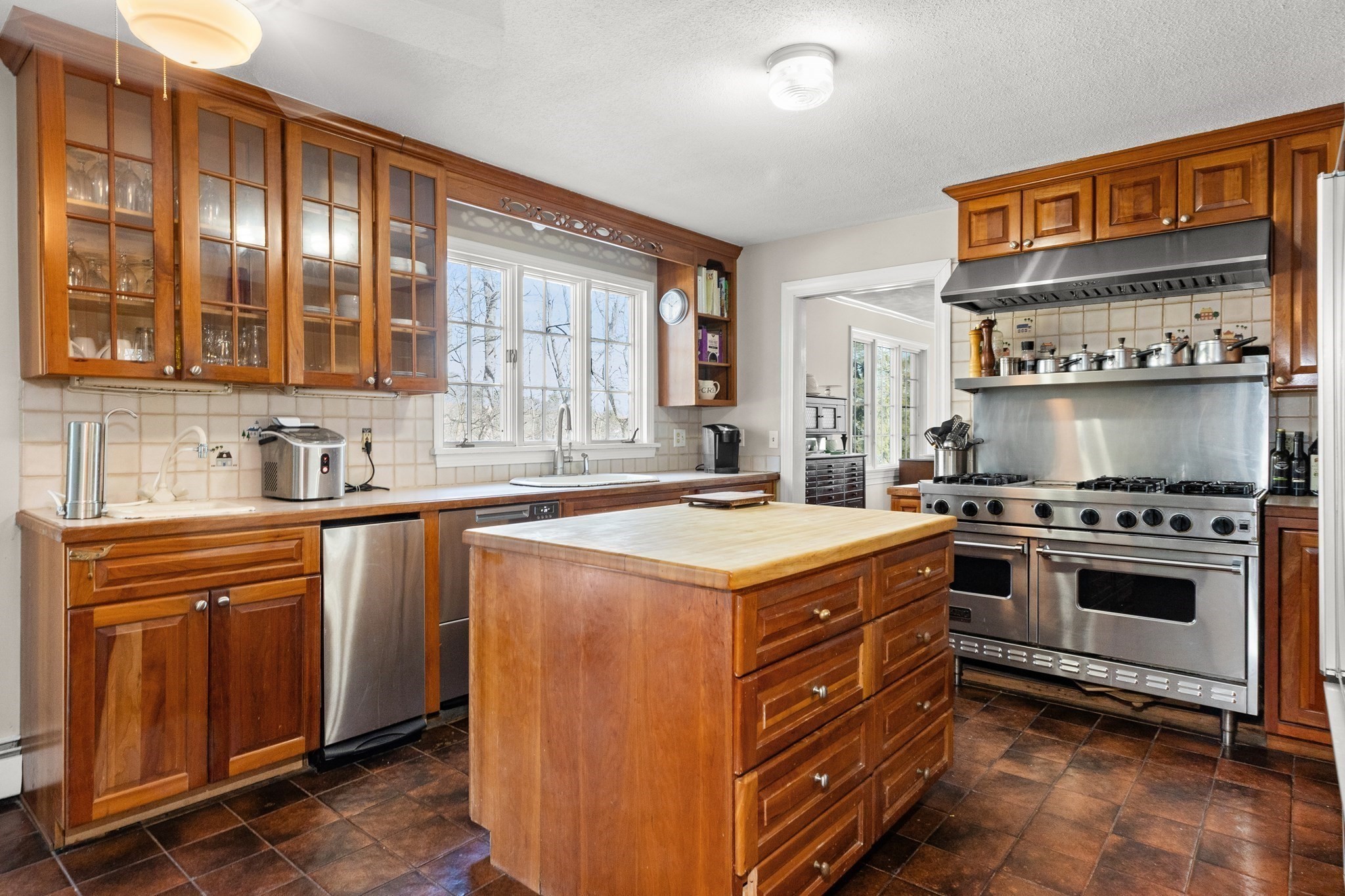 11 Pickman Rd, Beverly, MA 01915 - Image 17