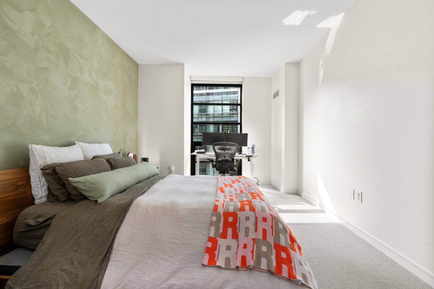 580 Washington Unit 611, Downtown, Boston, MA 02111 - Image 17