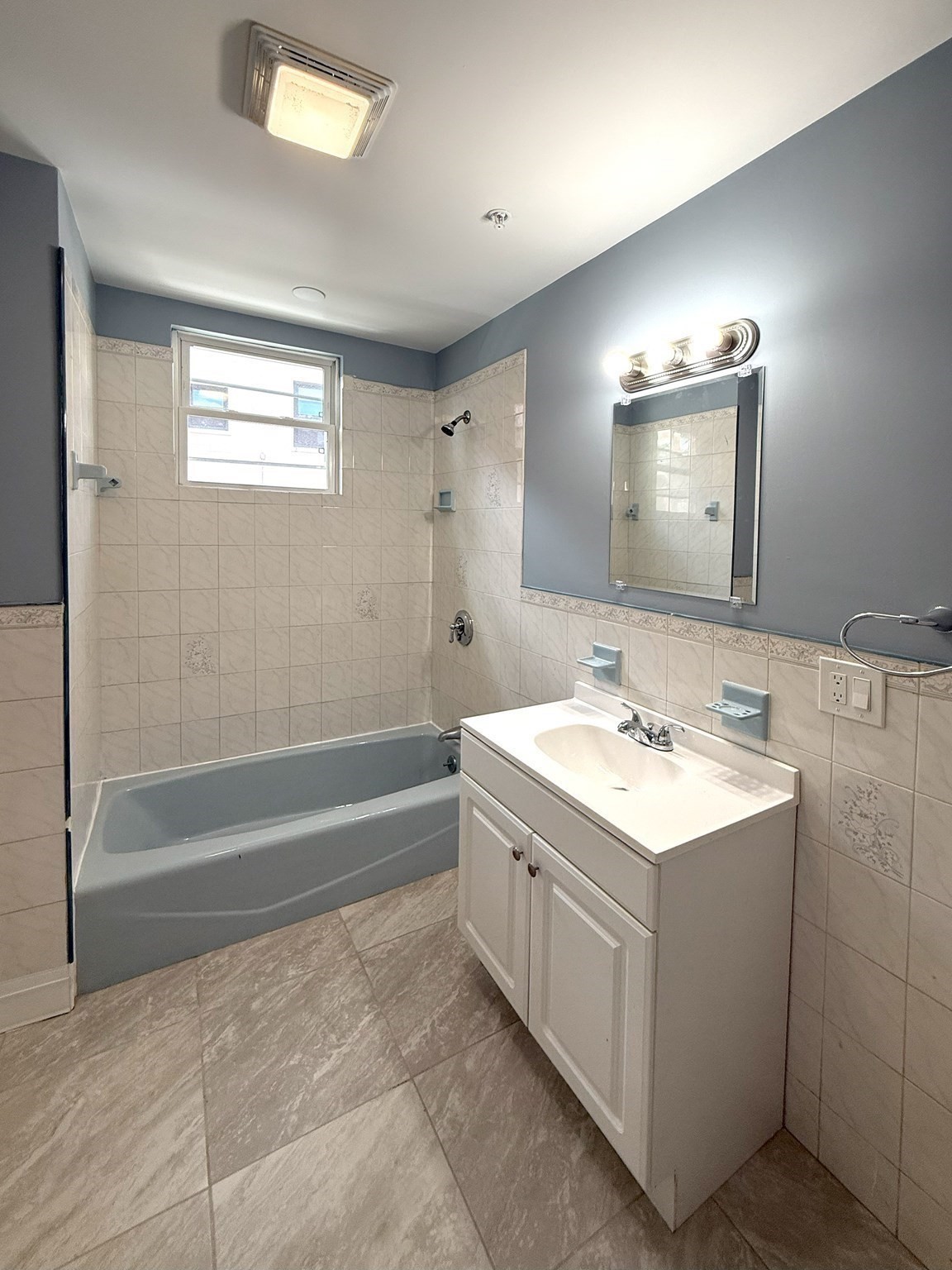 87 Maple St, Roxbury, Boston, MA 02121 - Image 4