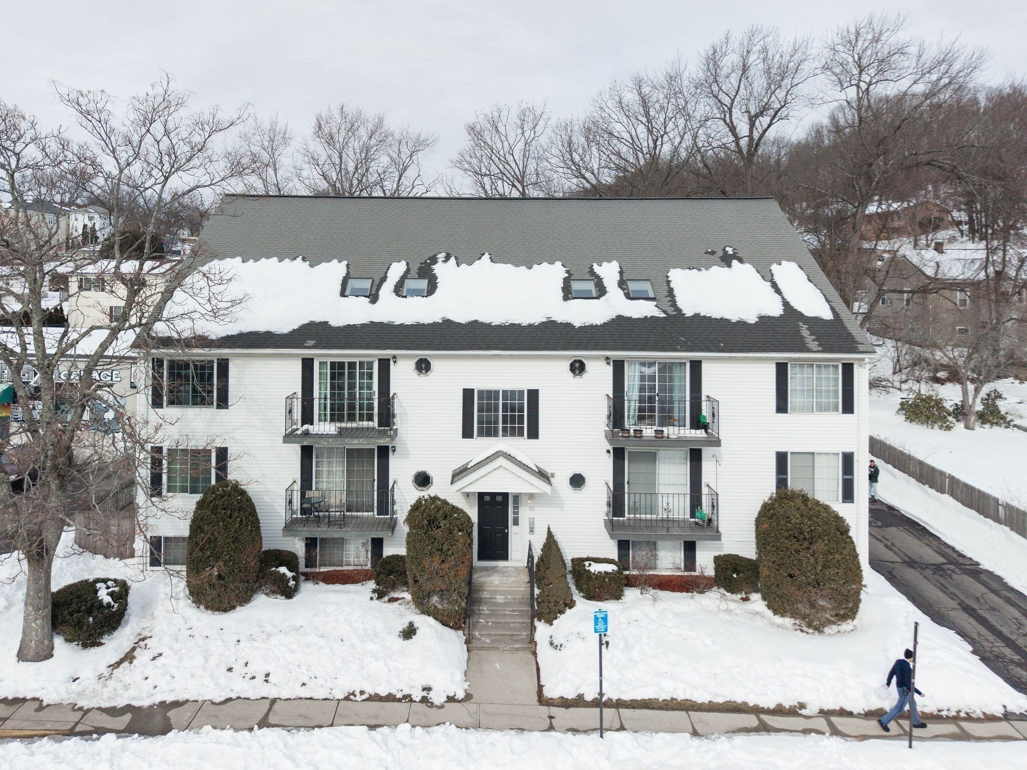 155 Hamilton St Unit 4, Worcester, MA 01604