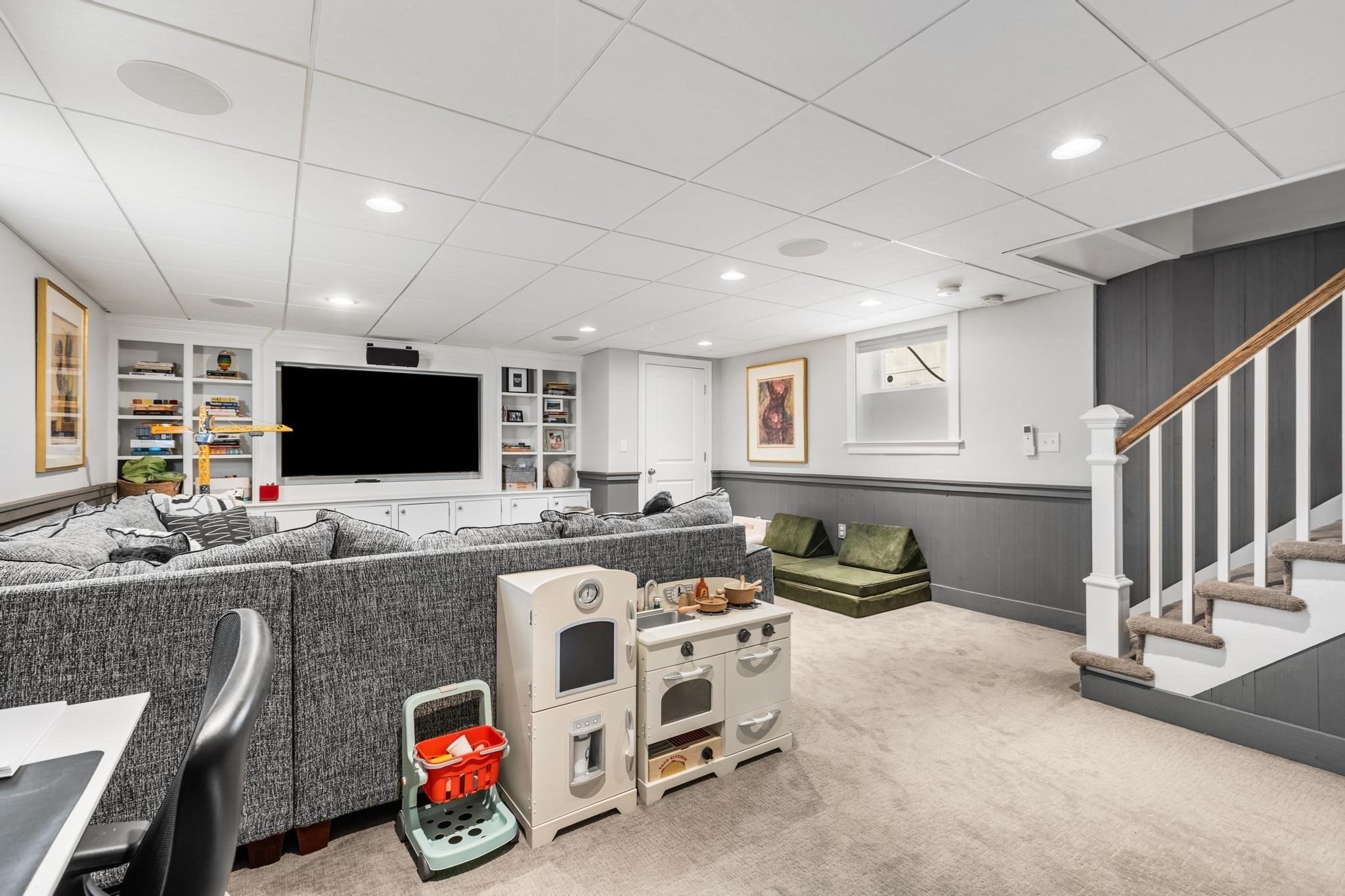 7 Burgoyne St Unit 1, Dorchester, Boston, MA 02124 - Image 12