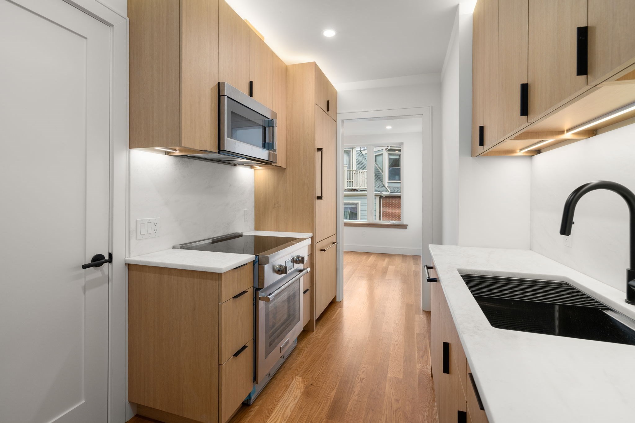 58 Kent Unit U305, Brookline, MA 02445