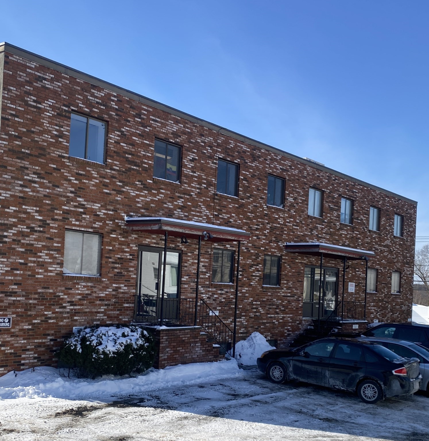 400 Hillside Av Unit 11, Needham, MA 02494