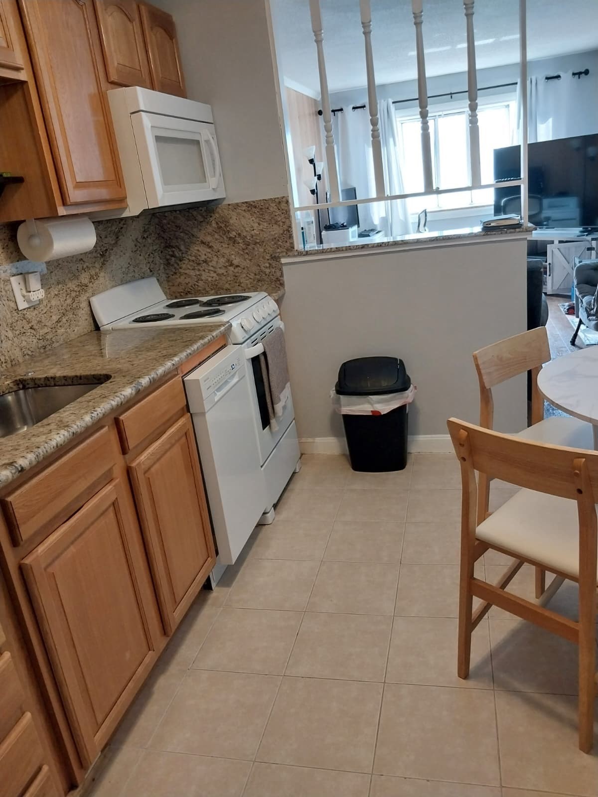 150 Second St Unit 206, Framingham, MA 01702