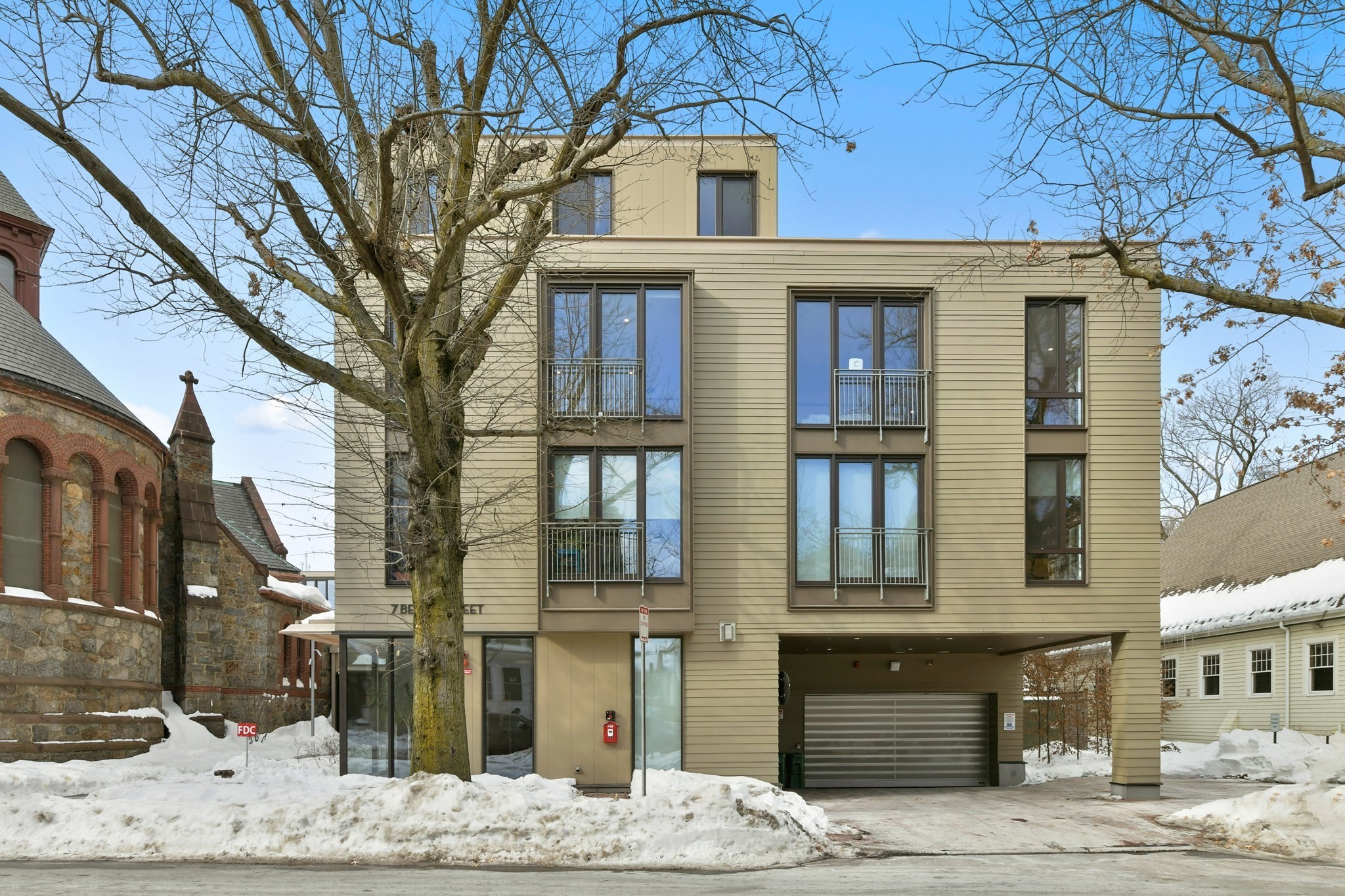 7 Beech Unit 317, Cambridge, MA 02140