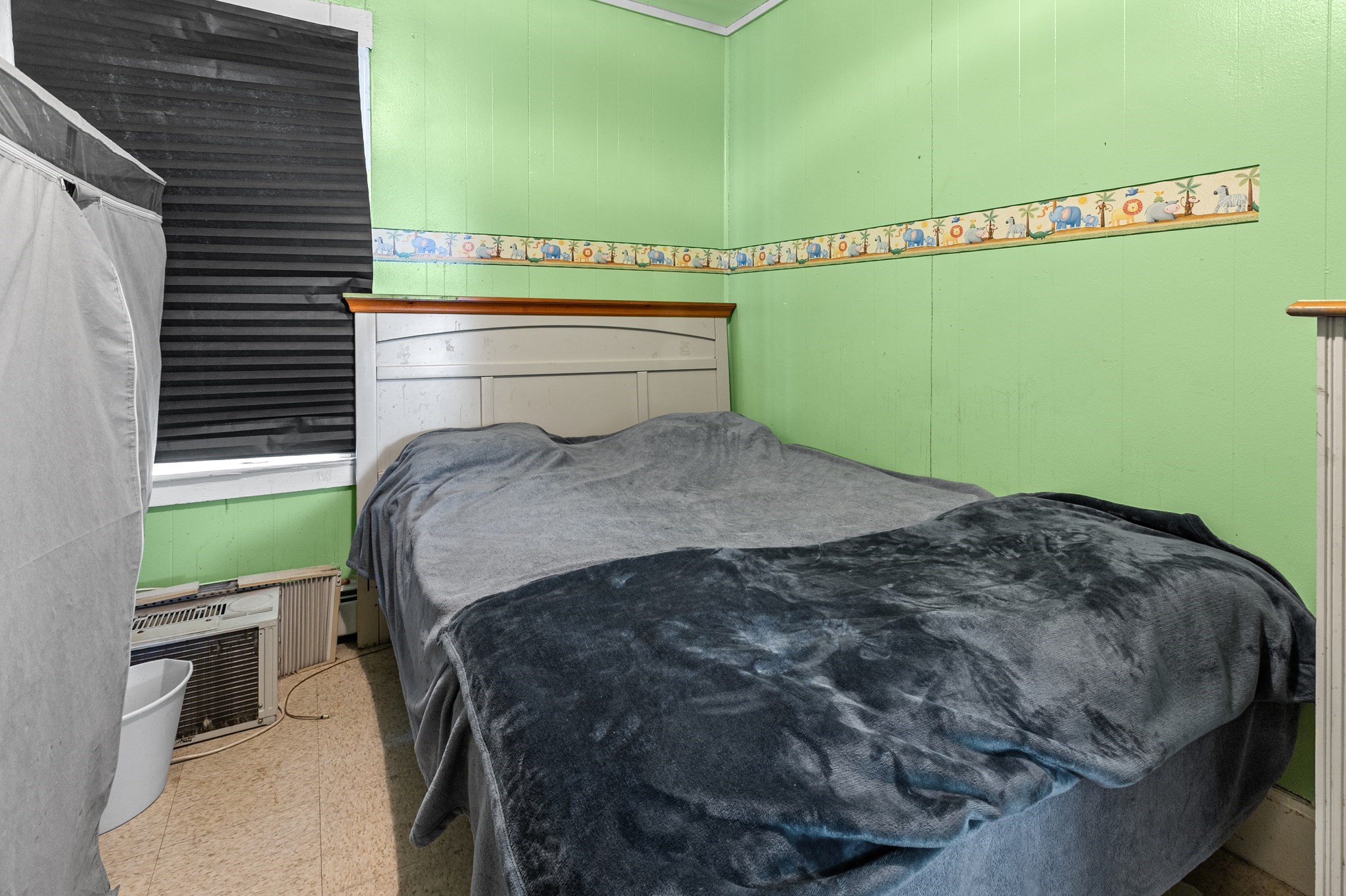 7 Bennington St, Lawrence, MA 01841 - Image 14