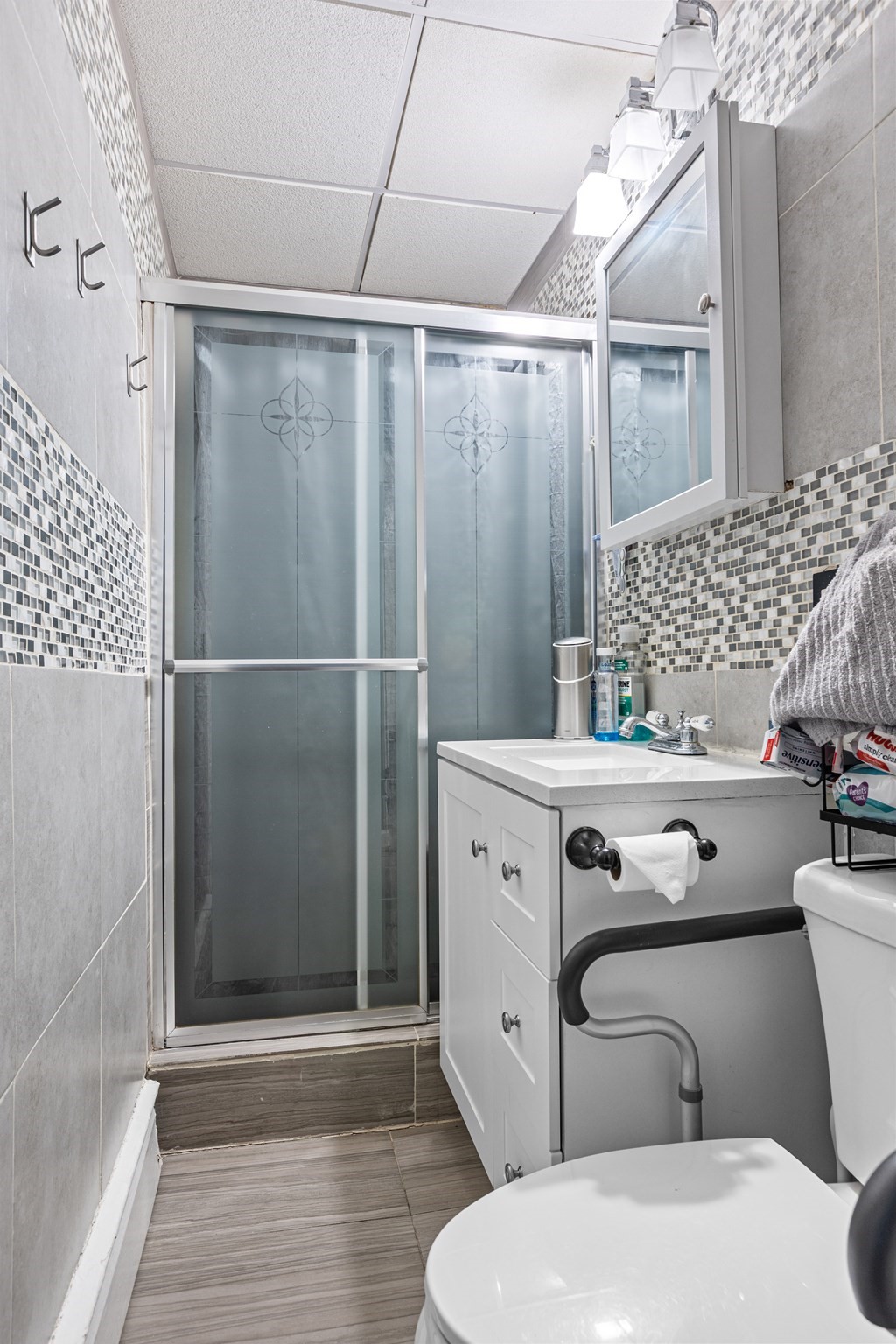 7 Bennington St, Lawrence, MA 01841 - Image 22