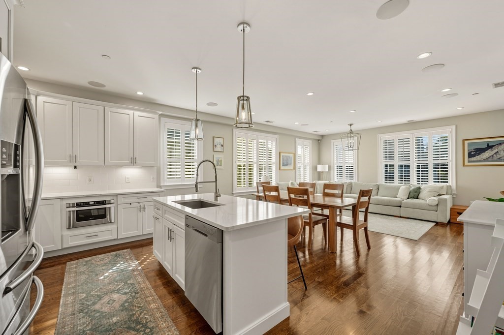 884 Adams St Unit 4, Dorchester, Boston, MA 02124