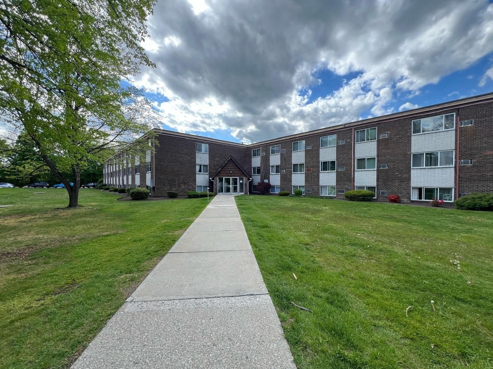 7 Weld St Unit 29, Framingham, MA 01702 - Image 8