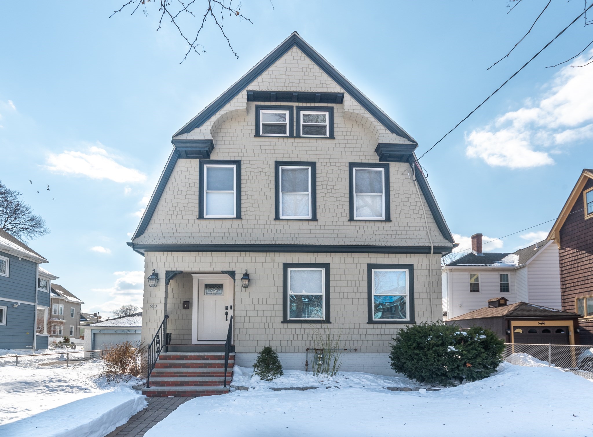 32 2nd St, Medford, MA 02155