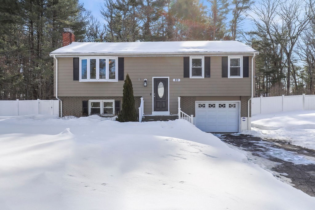 20 John F Kennedy Dr, Norton, MA 02766