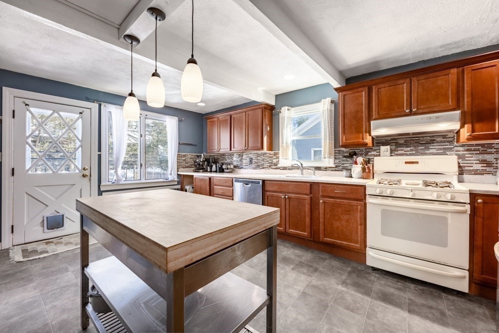 28 Ellsworth Street, Medford, MA 02155 - Image 3