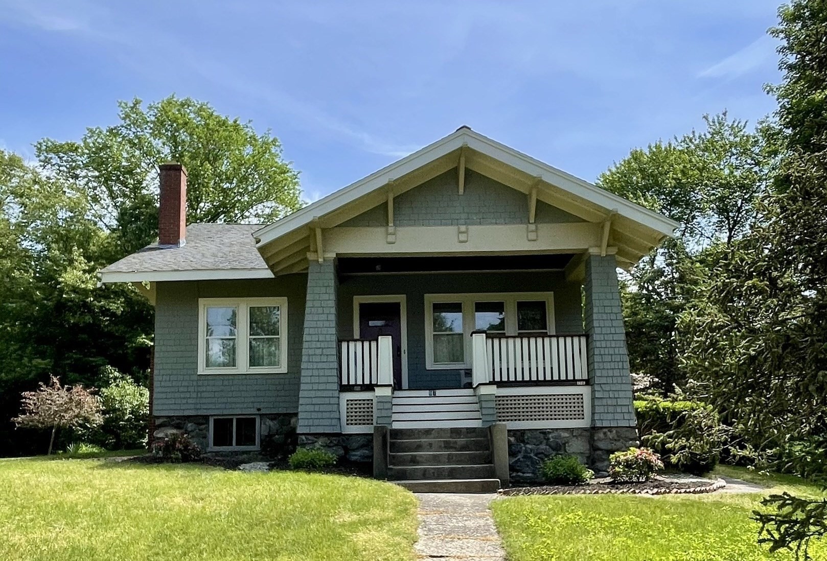 67 Lowell St, Lexington, MA 02420