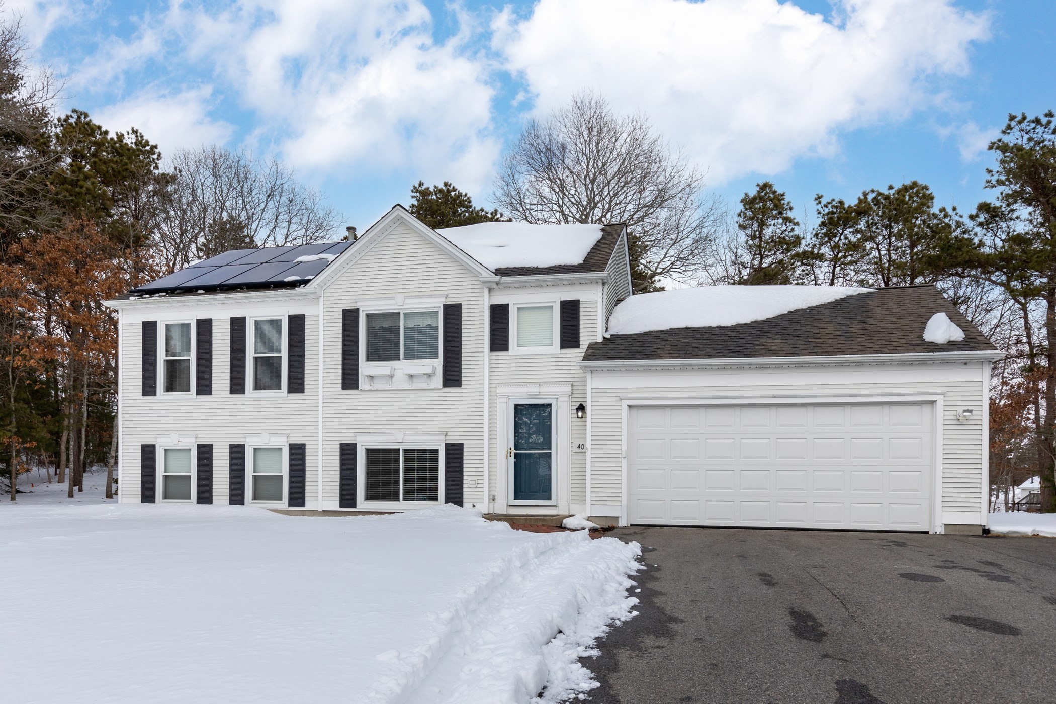 40 Amanda Ave, Plymouth, MA 02360
