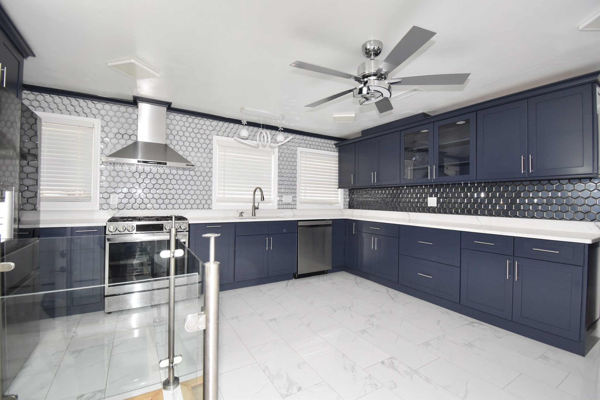 541 Grattan Street, Chicopee, MA 01020