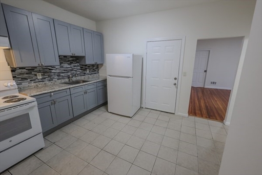 127 Intervale Street, Apt 2
