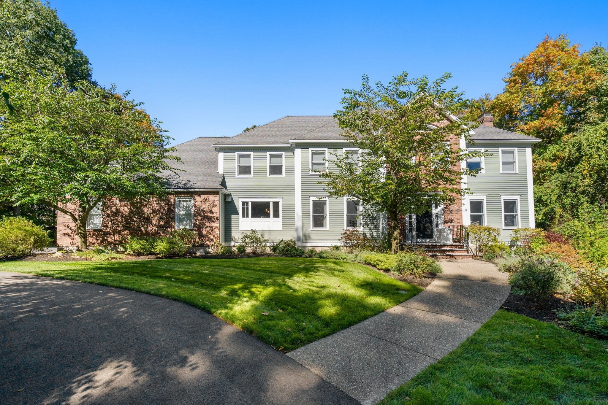 177 Bay Colony Drive, Westwood, MA 02090