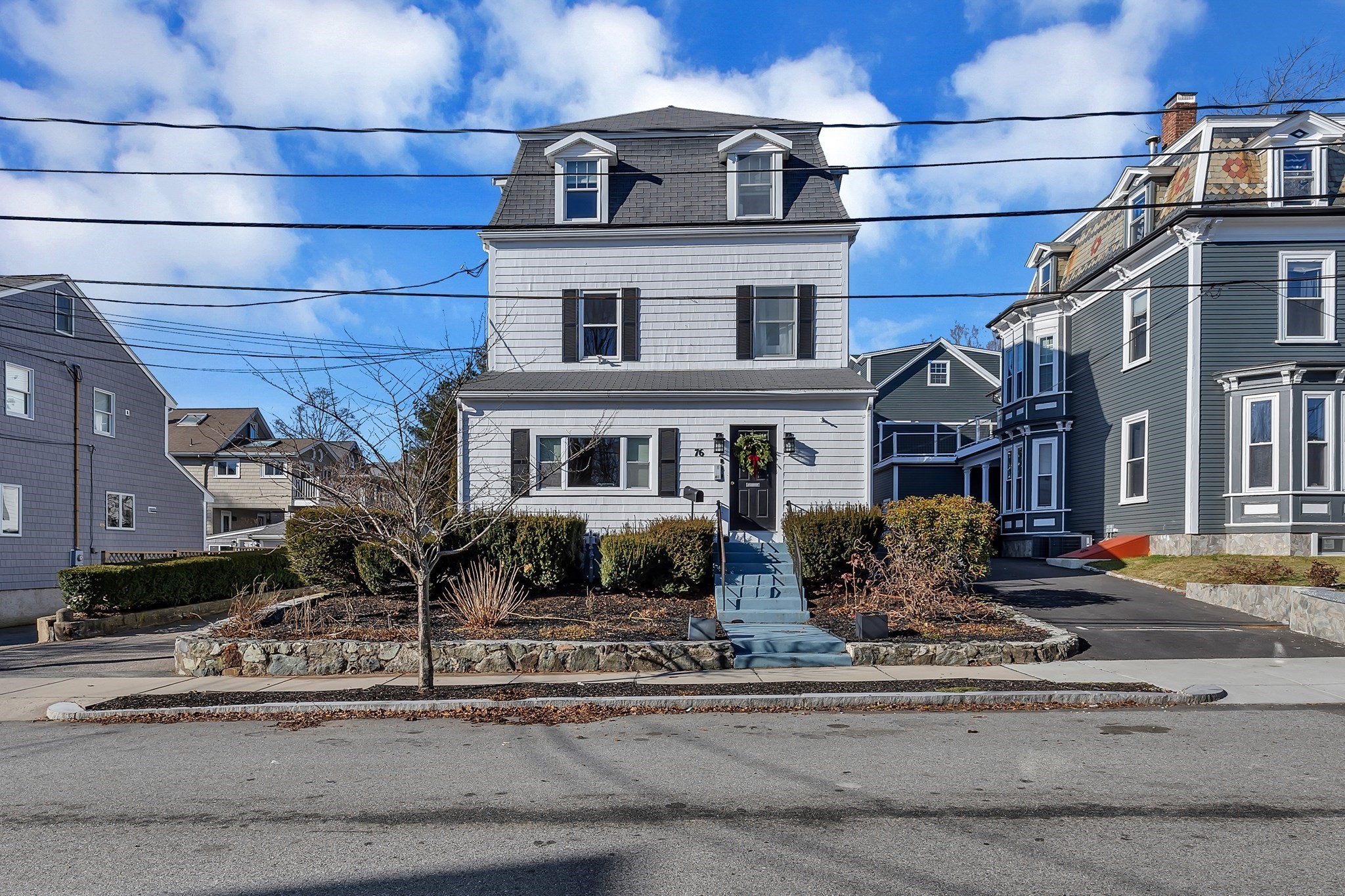 76 Hovey St Unit 3, Watertown, MA 02472