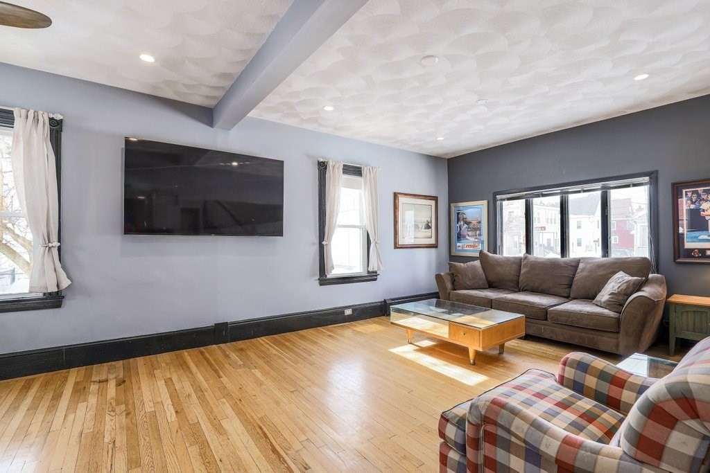 33 Montrose St, Everett, MA 02149 - Image 3