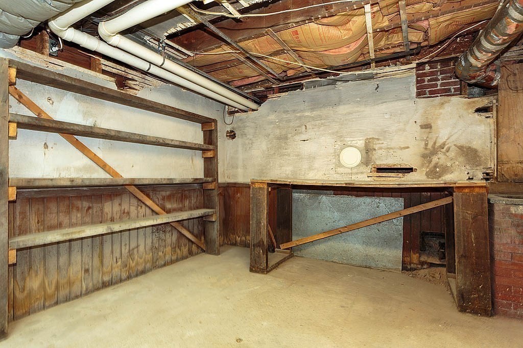 45 Harvard St Unit #5 3rd fl, Lowell, MA 01851 - Image 26