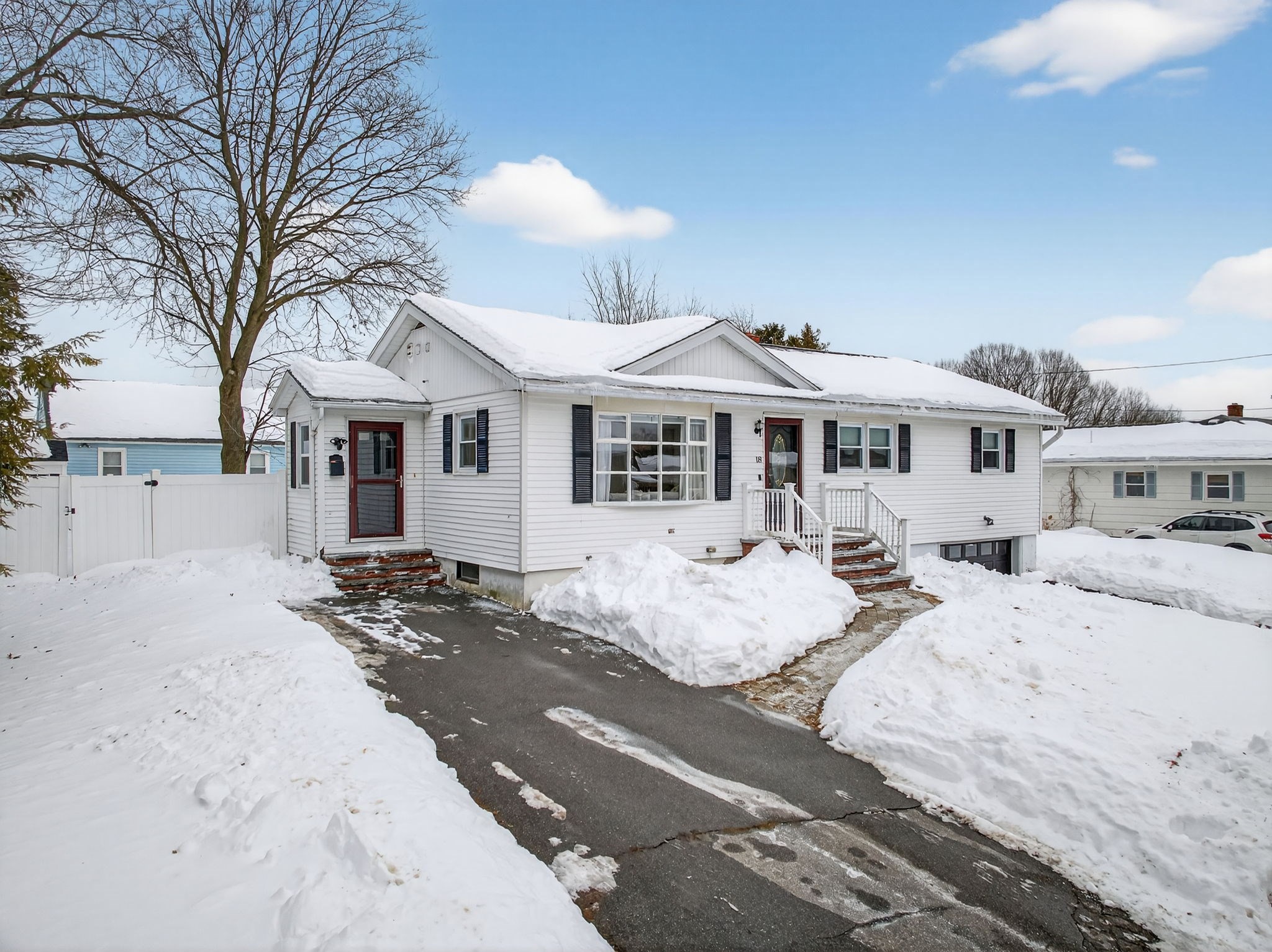 18 Erhardt Ter, Methuen, MA 01844 - Image 2