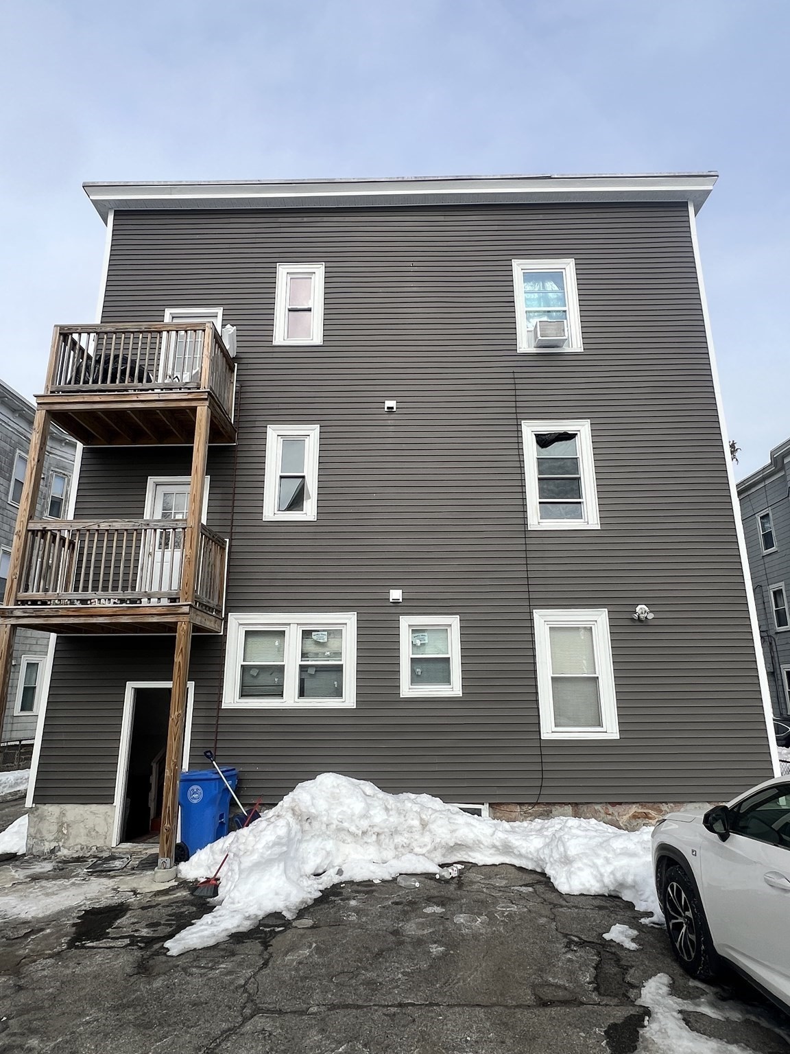 91 Andover St, Lawrence, MA 01843 - Image 4