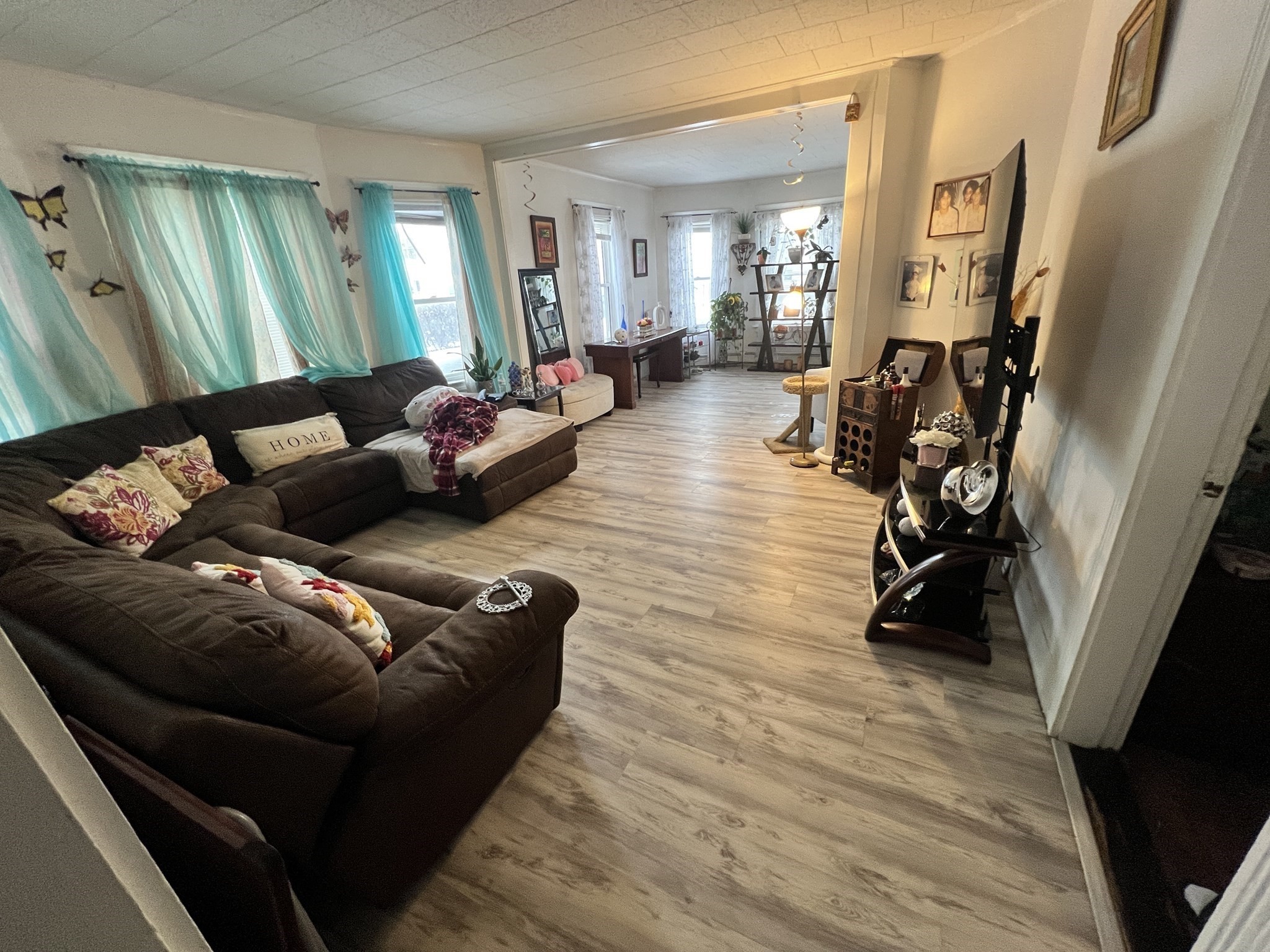 91 Andover St, Lawrence, MA 01843 - Image 9