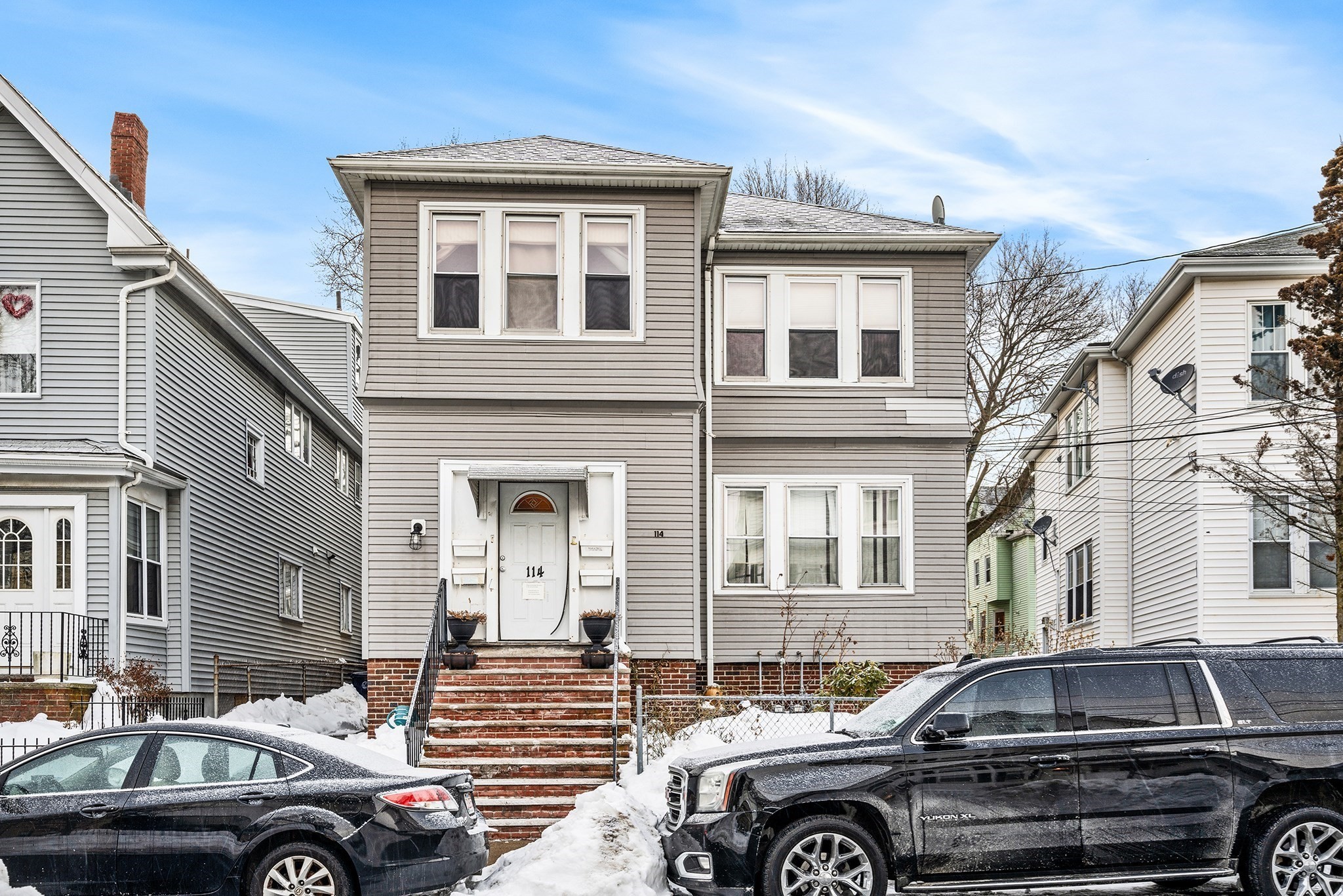 114 Francis St, Everett, MA 02149