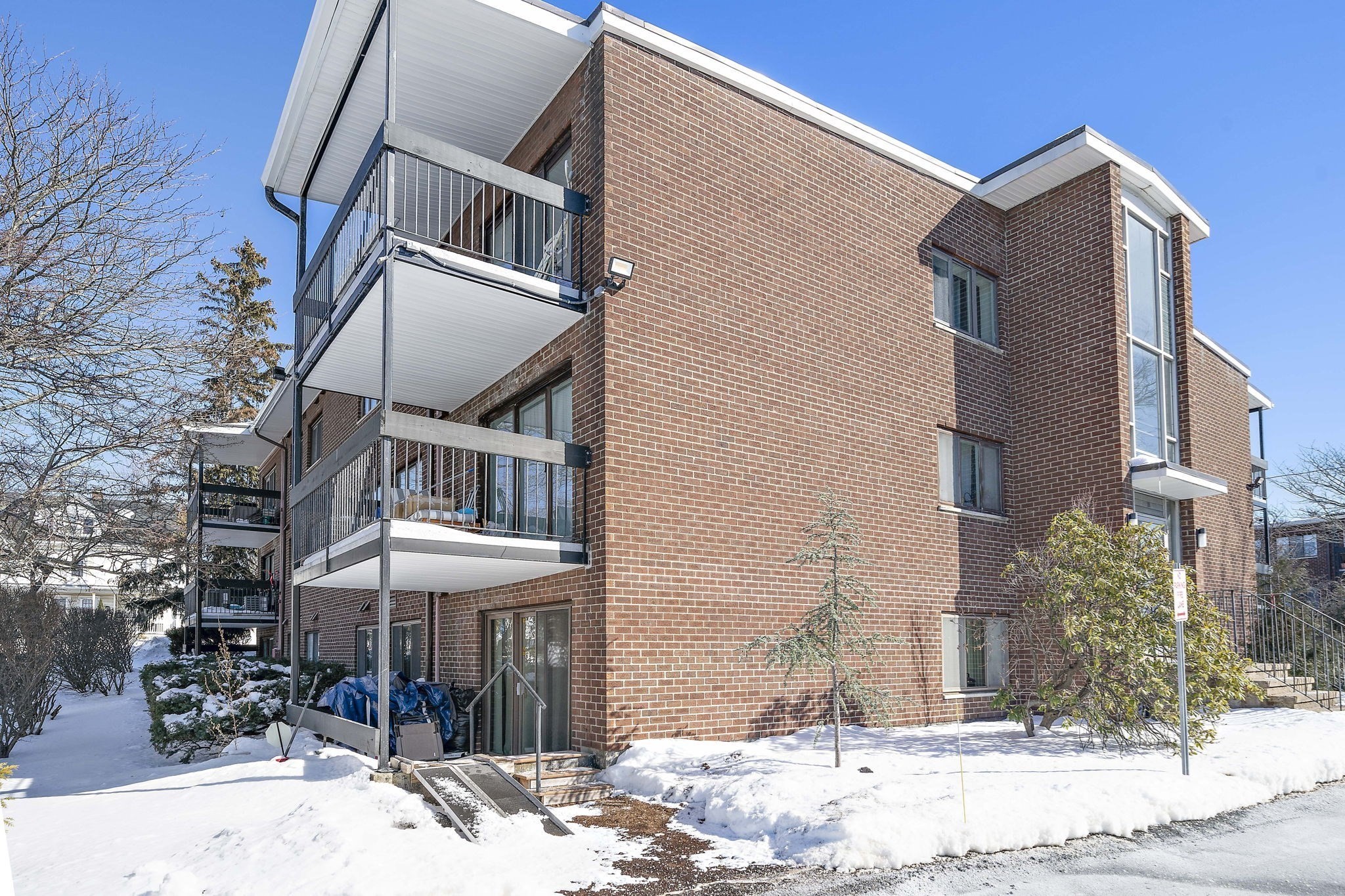 30 Church St Unit 4, Braintree, MA 02184