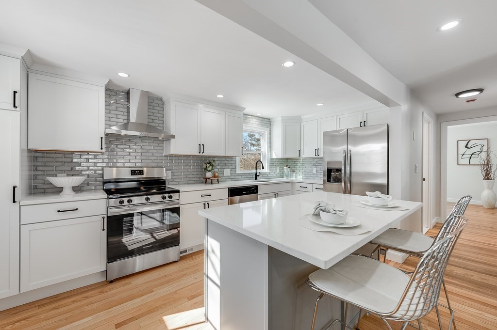 150 Grove St, Reading, MA 01867 - Image 3