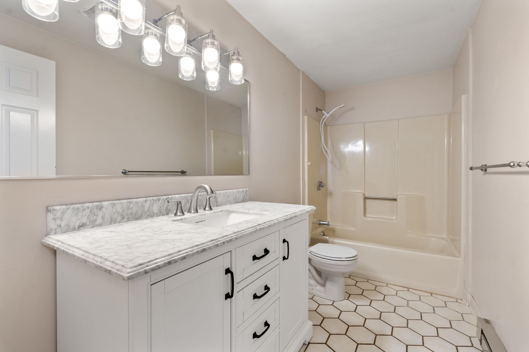 1216 Vfw Pkwy Unit 40, West Roxbury, Boston, MA 02132 - Image 23