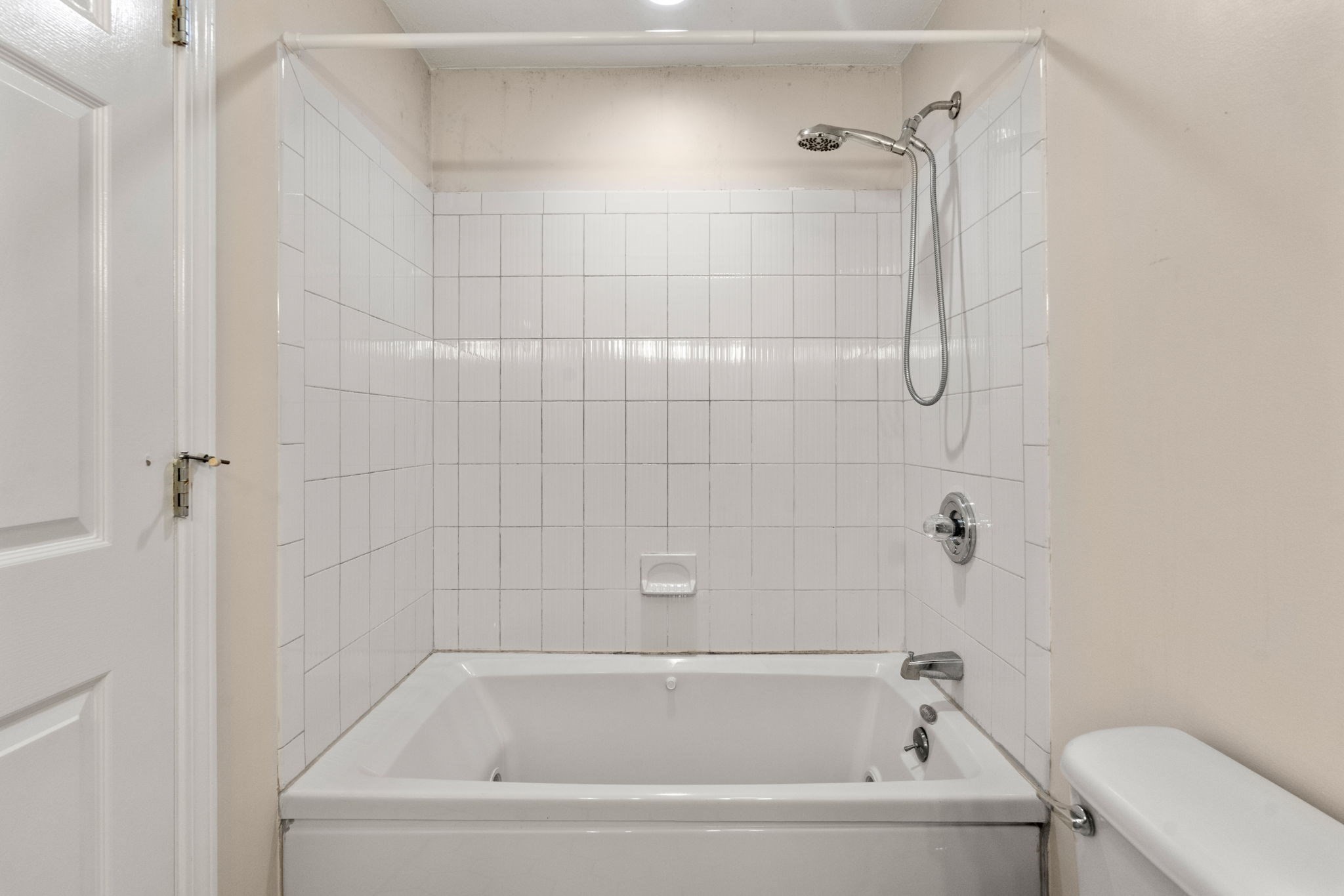 1216 Vfw Pkwy Unit 40, West Roxbury, Boston, MA 02132 - Image 26