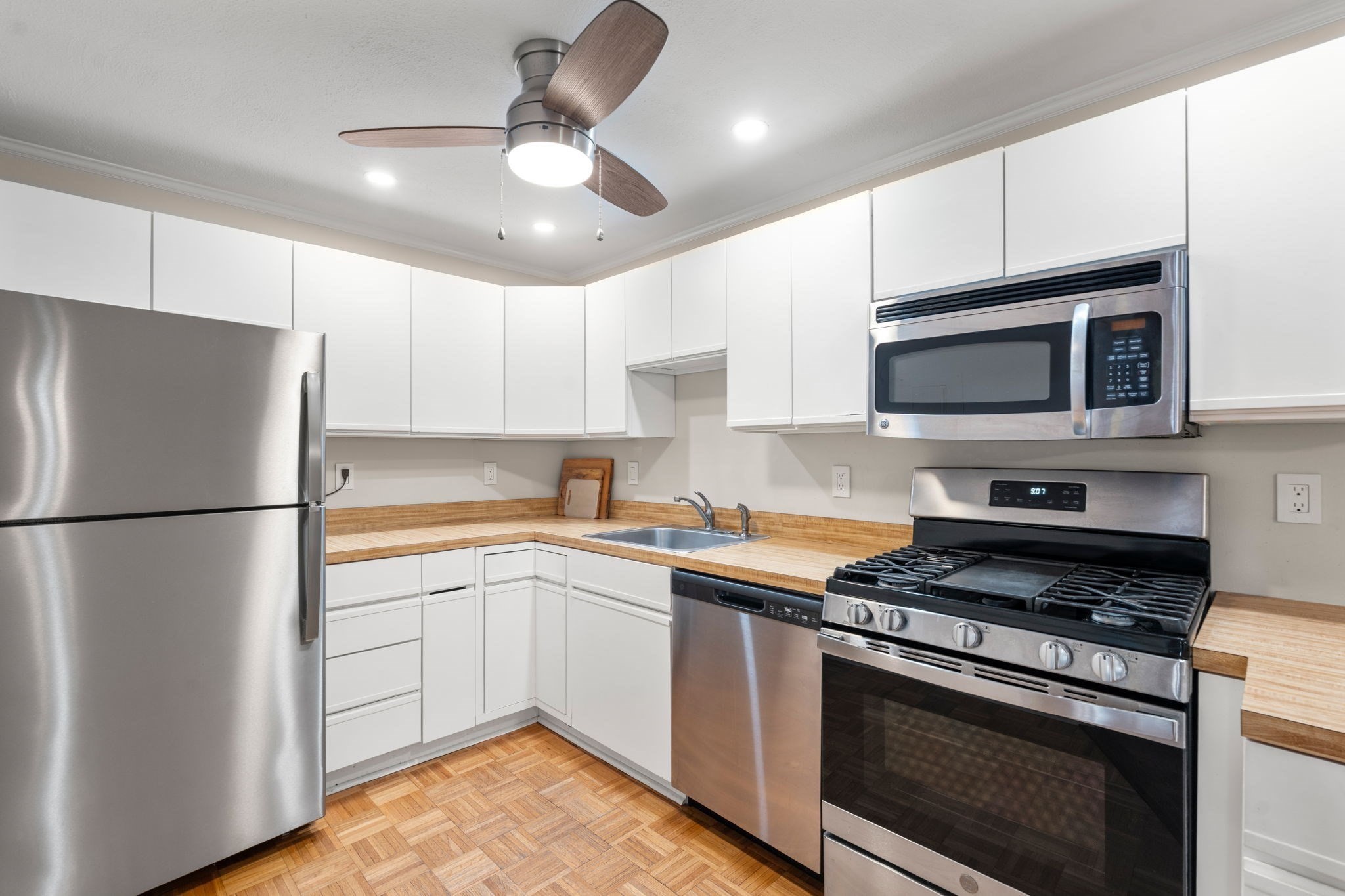 1216 Vfw Pkwy Unit 40, West Roxbury, Boston, MA 02132 - Image 7