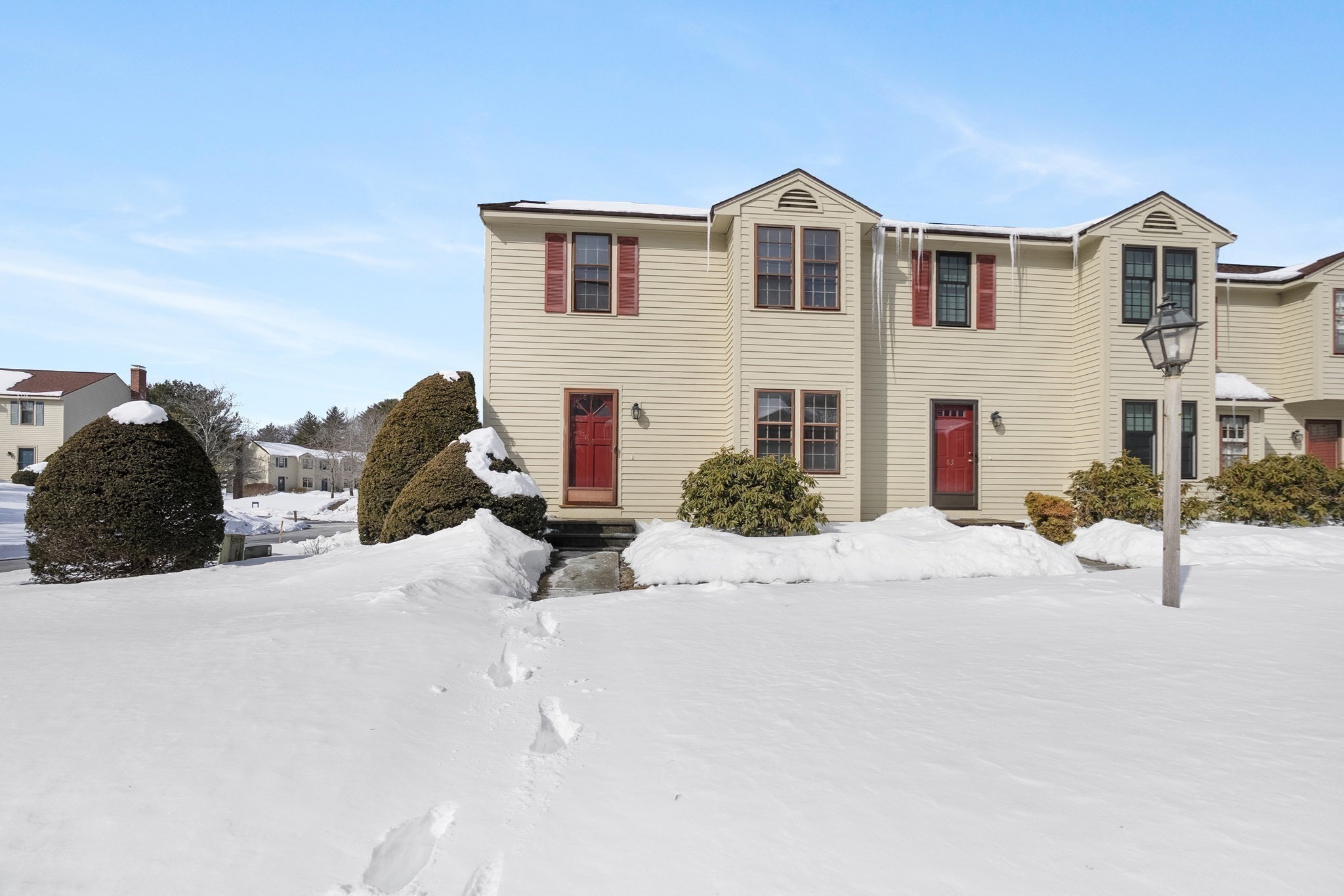 84 Apache Way Unit 84, Tewksbury, MA 01876