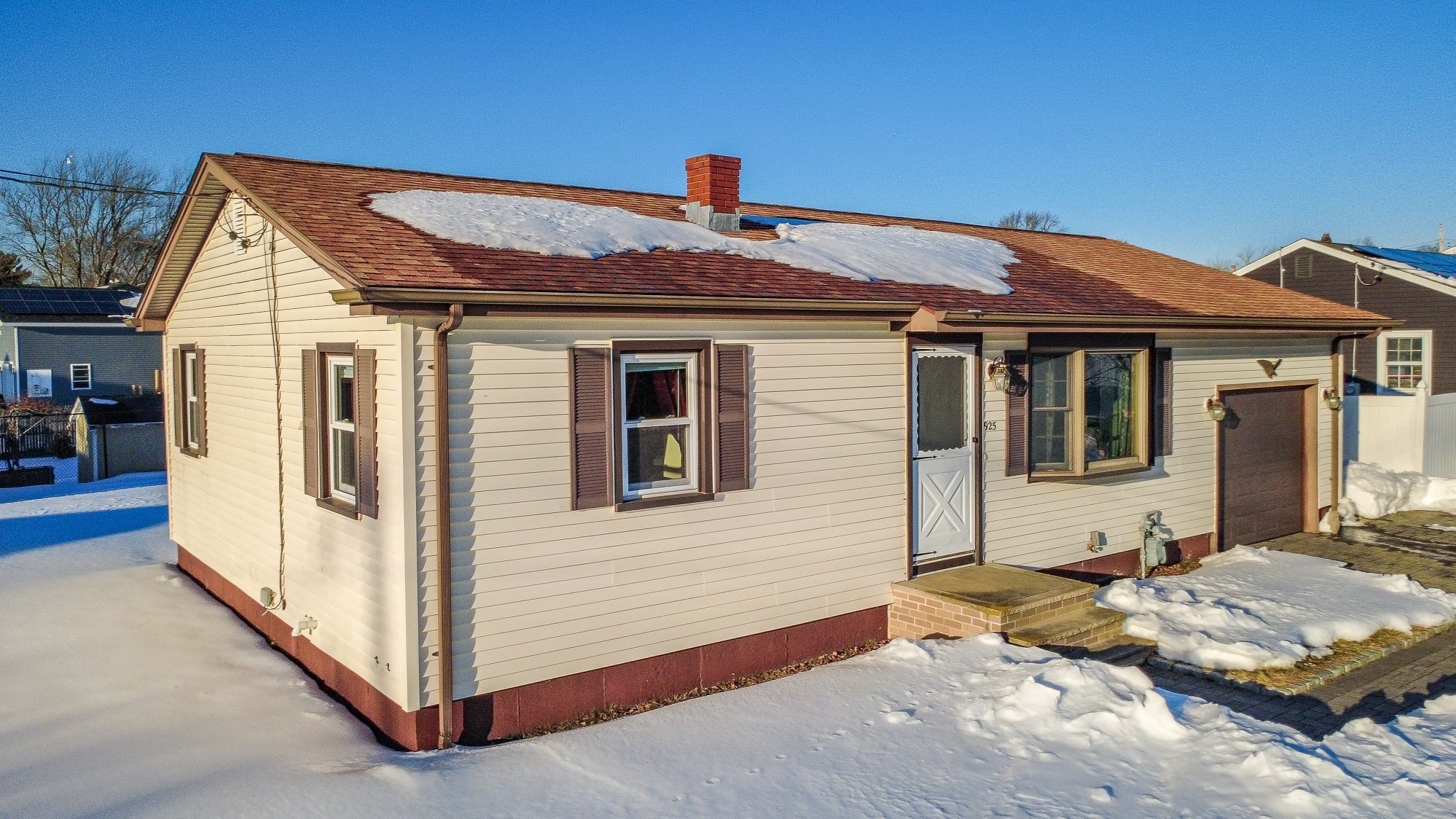 925 Allen St, Dartmouth, MA 02747