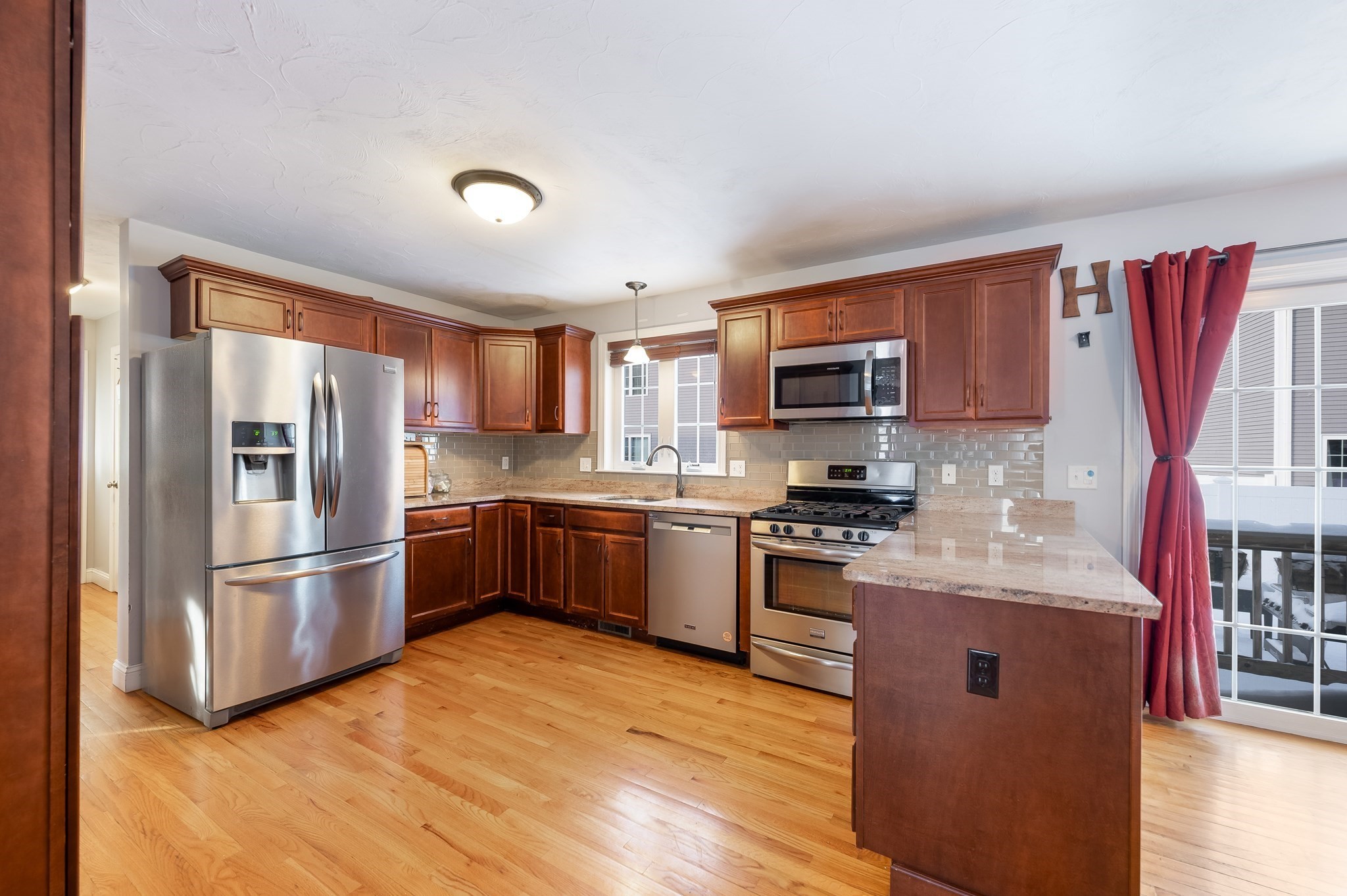 35 Sophia Ln, Bridgewater, MA 02324 - Image 8
