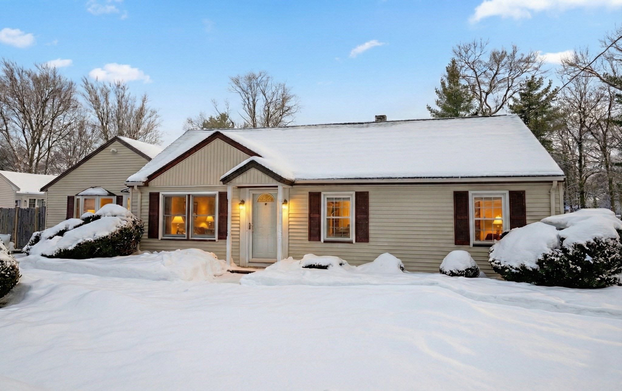 22 Oakdale Rd, Canton, MA 02021