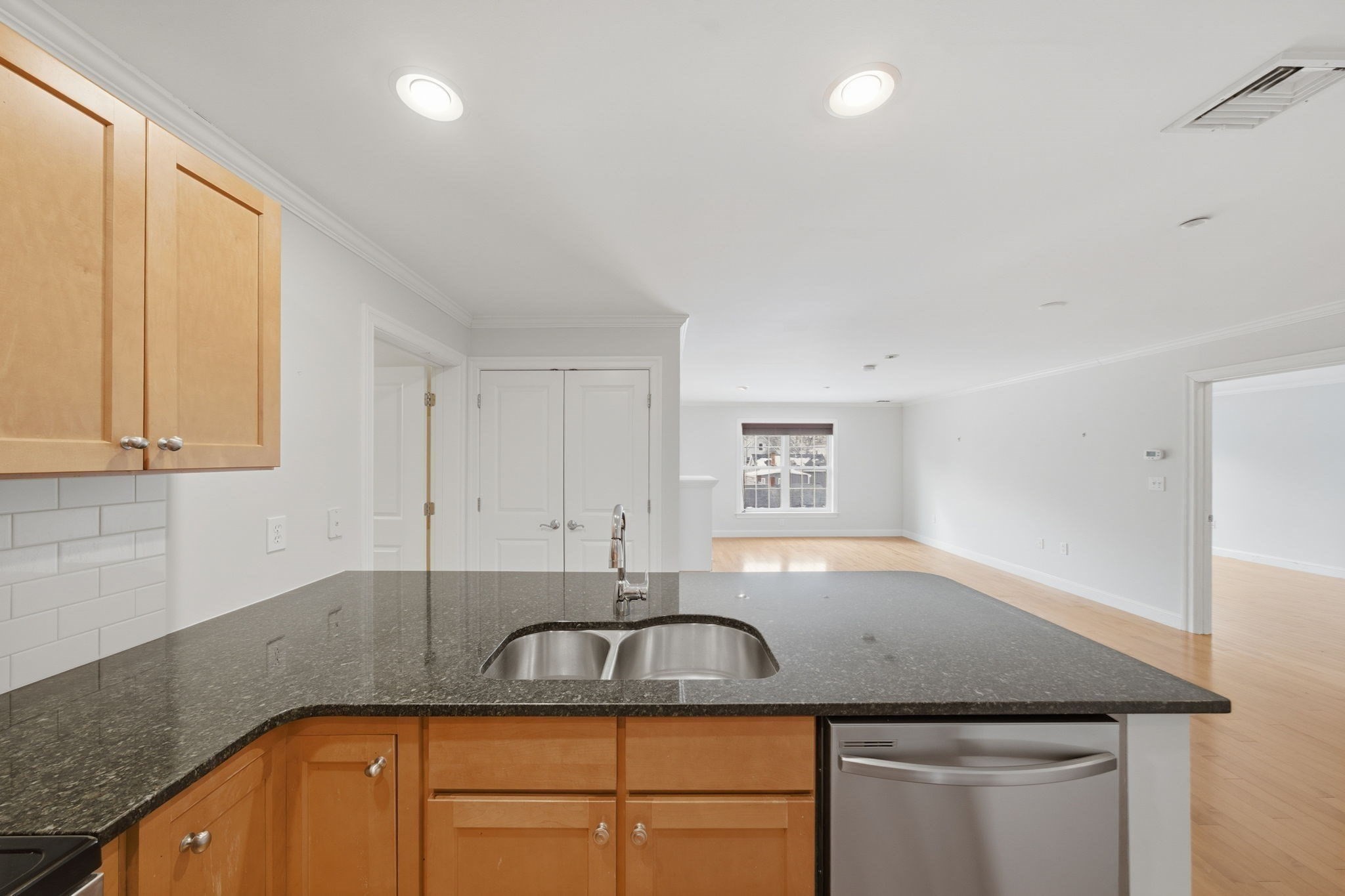 8 Crowninshield Street Unit 410, Peabody, MA 01960 - Image 11