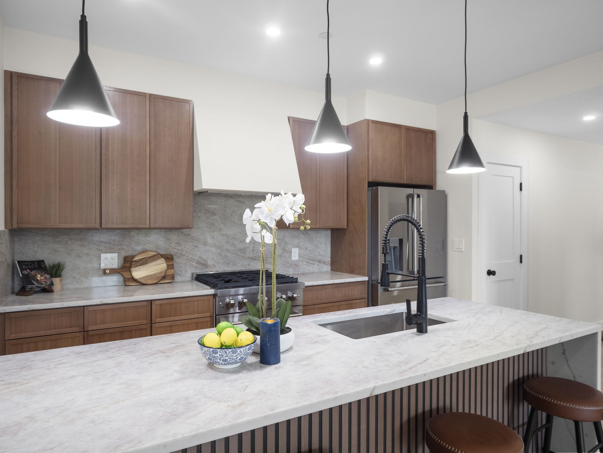 106 Bunker Hill St Unit 1, Charlestown, Boston, MA 02129