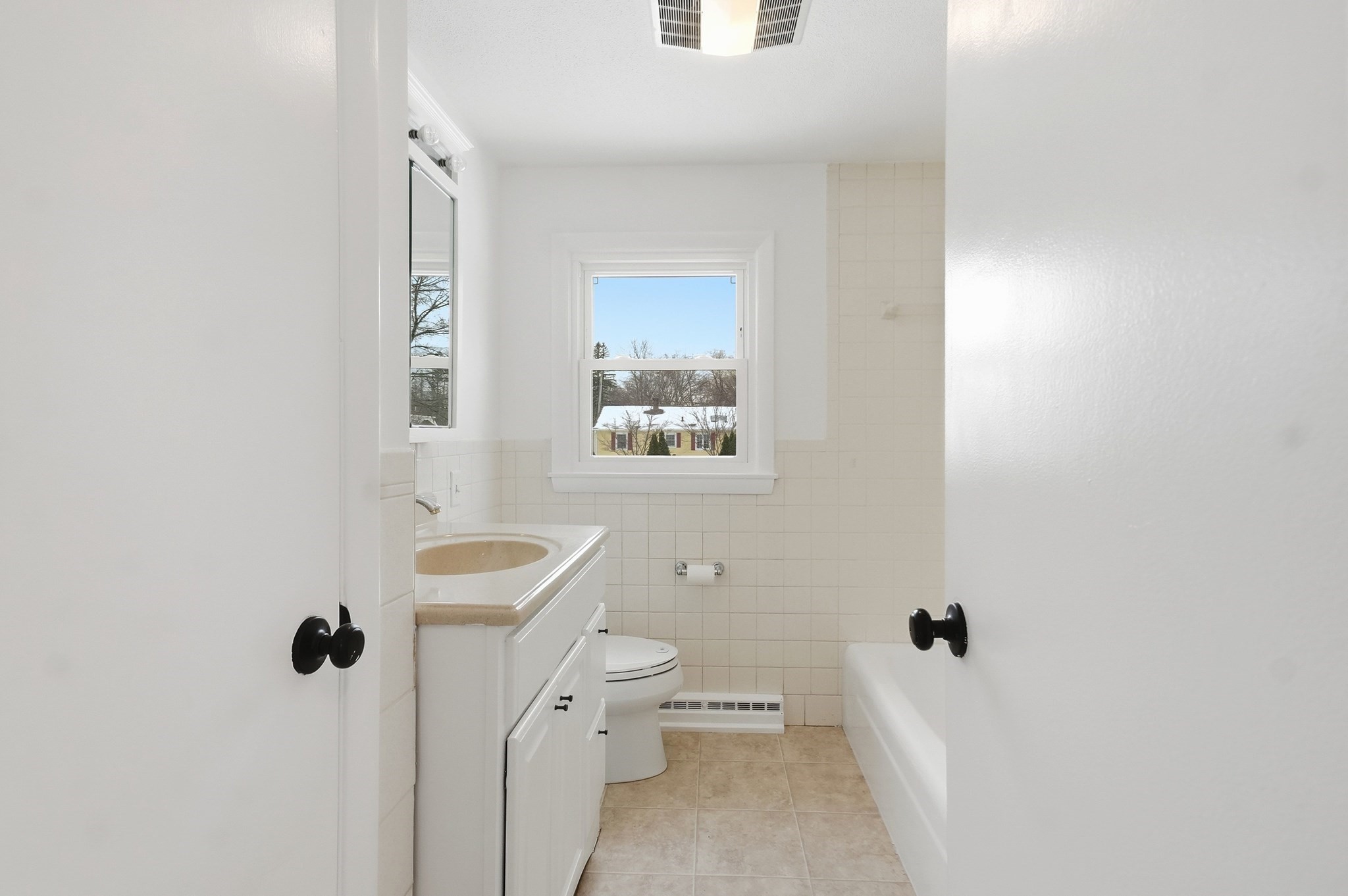 37 Lexington Avenue, Methuen, MA 01844 - Image 21