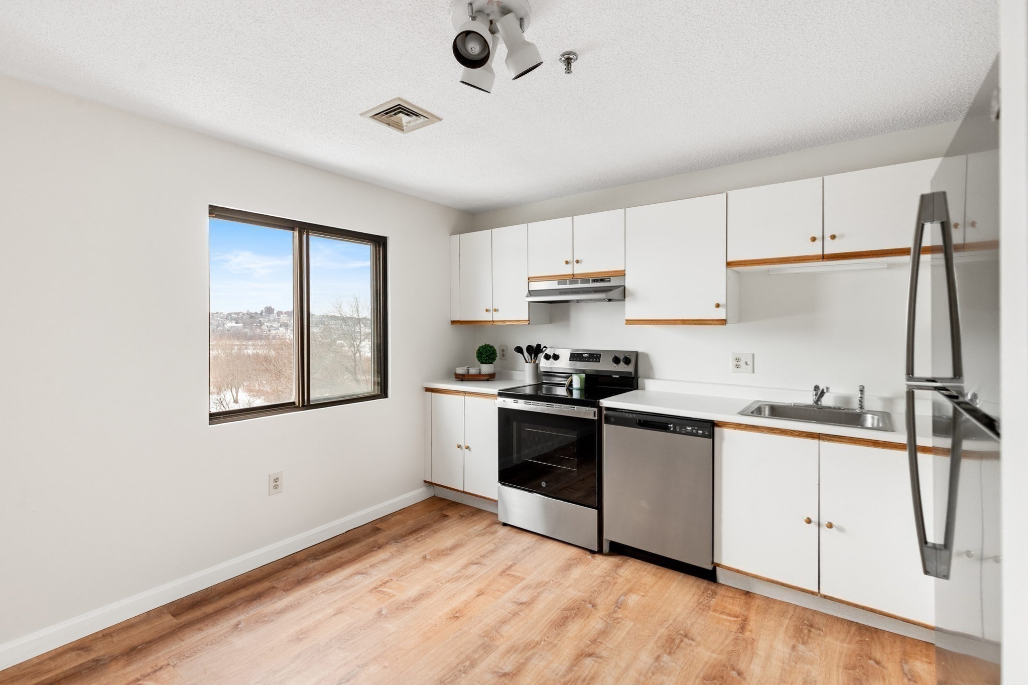 3920 Mystic Valley Parkway Unit 613, Medford, MA 02155 - Image 10