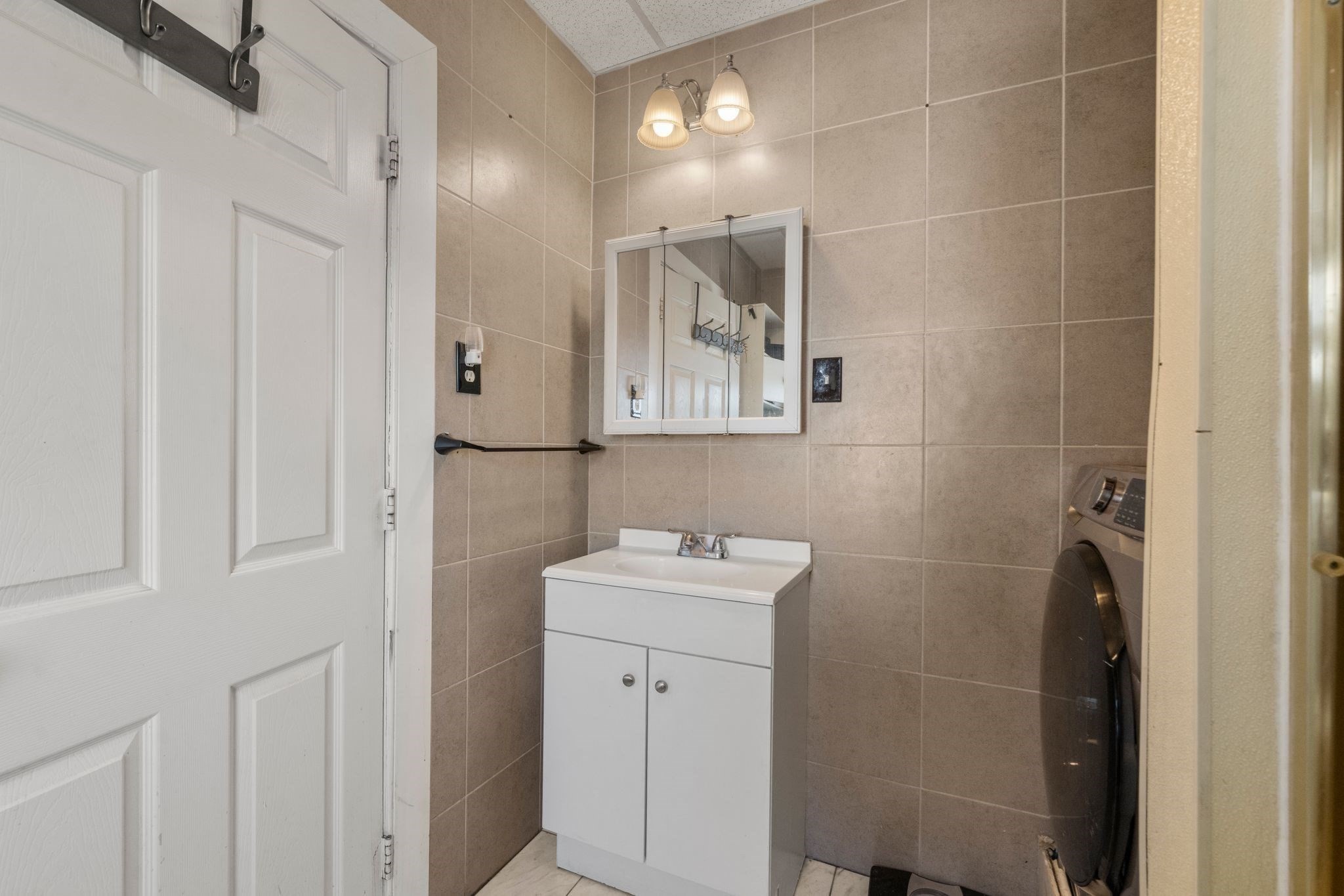 248 Jefferson St, Fall River, MA 02721 - Image 22