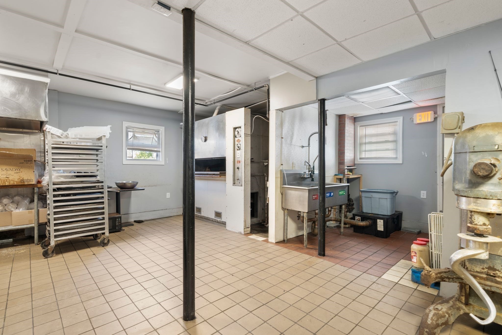 248 Jefferson St, Fall River, MA 02721 - Image 28