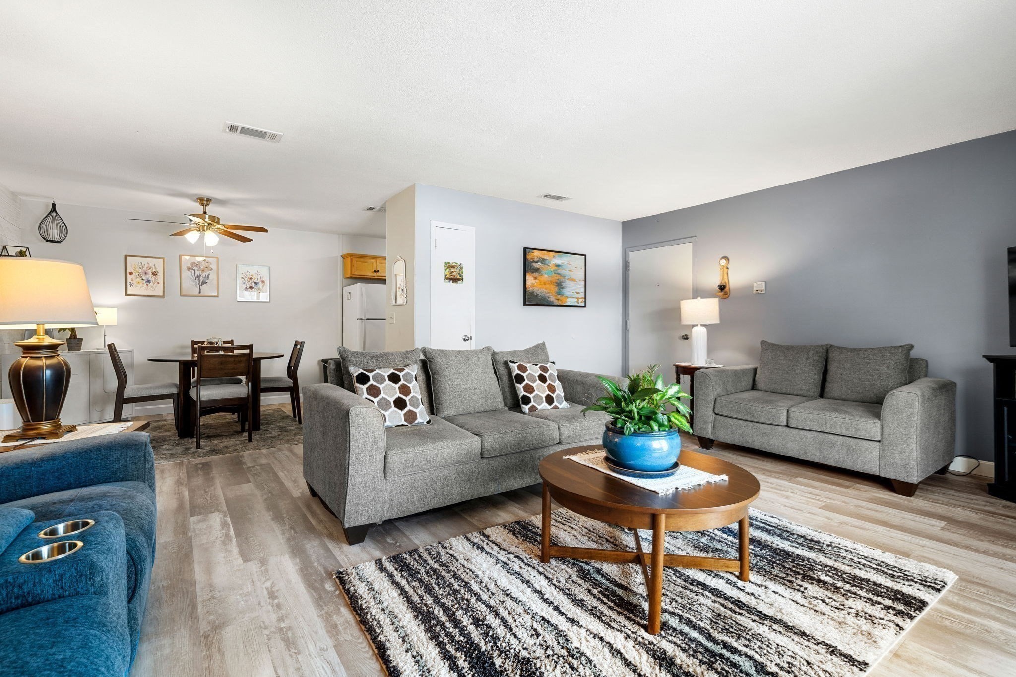 17 Thayer Pond Dr Unit 2, Oxford, MA 01537