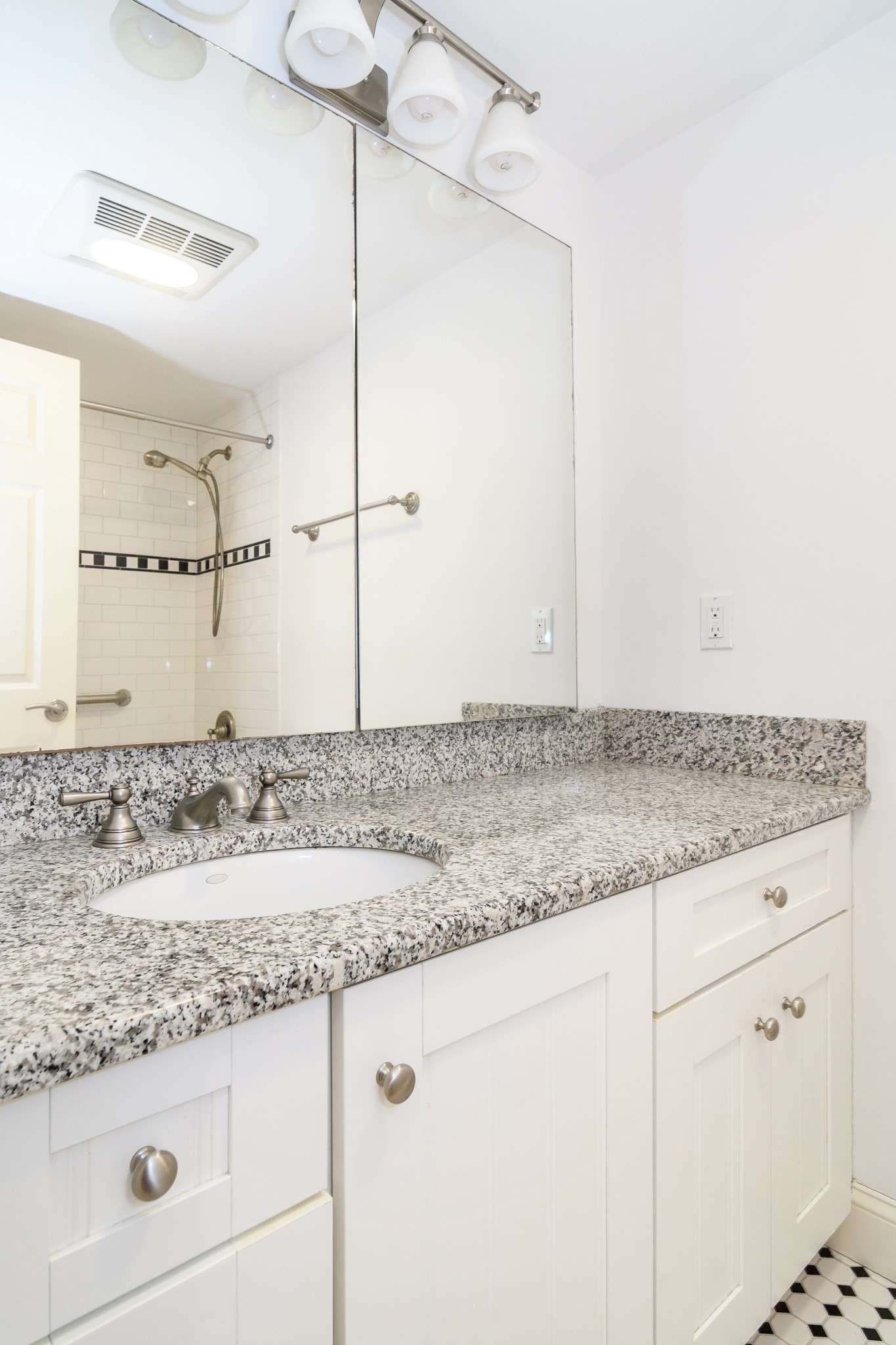 85 Grove St Unit 306, Wellesley, MA 02482 - Image 11