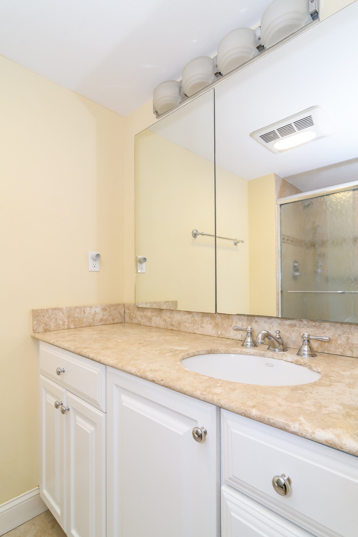 85 Grove St Unit 306, Wellesley, MA 02482 - Image 15
